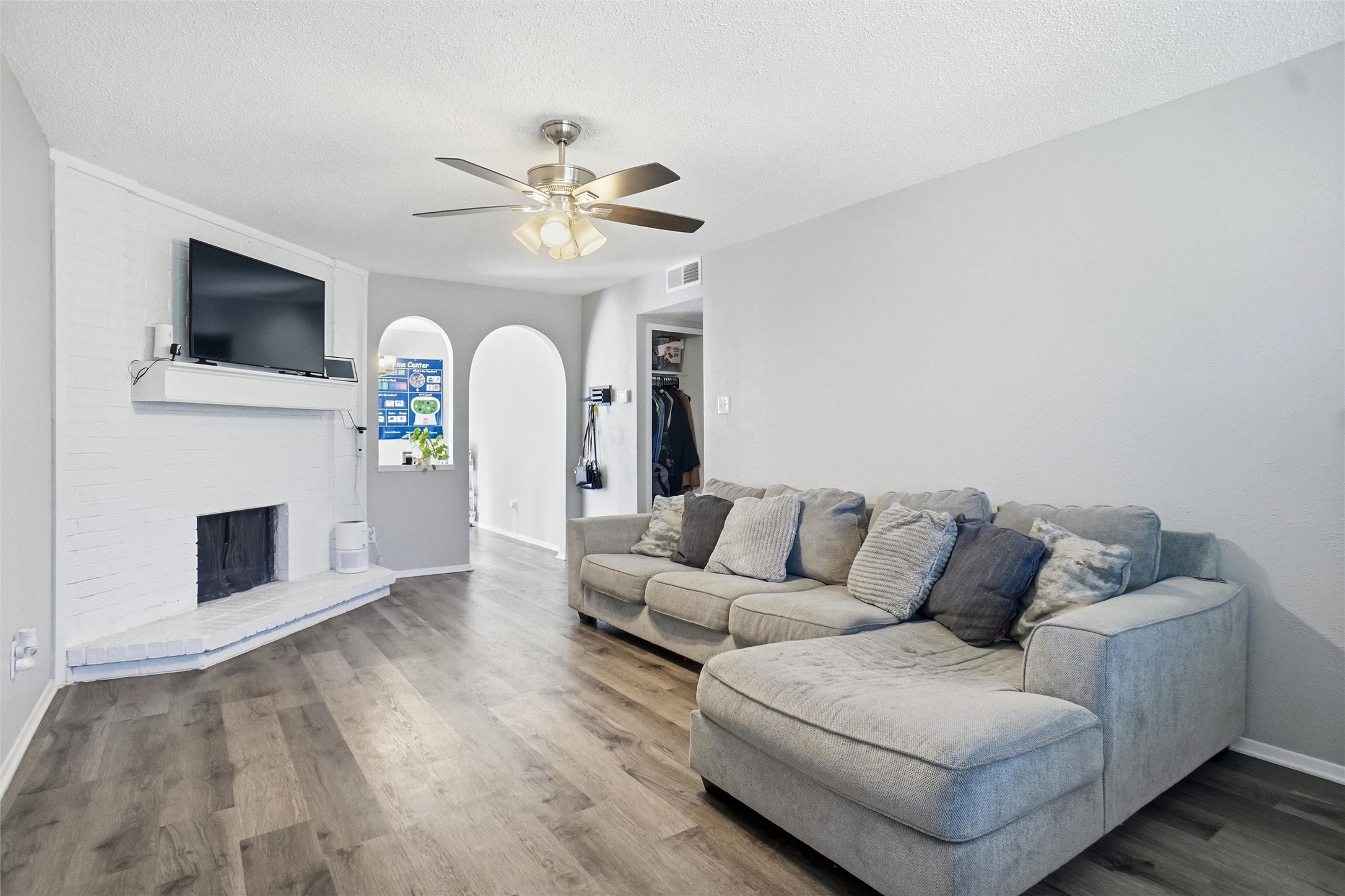 5544 Dunson Drive, Haltom City, TX, 76148