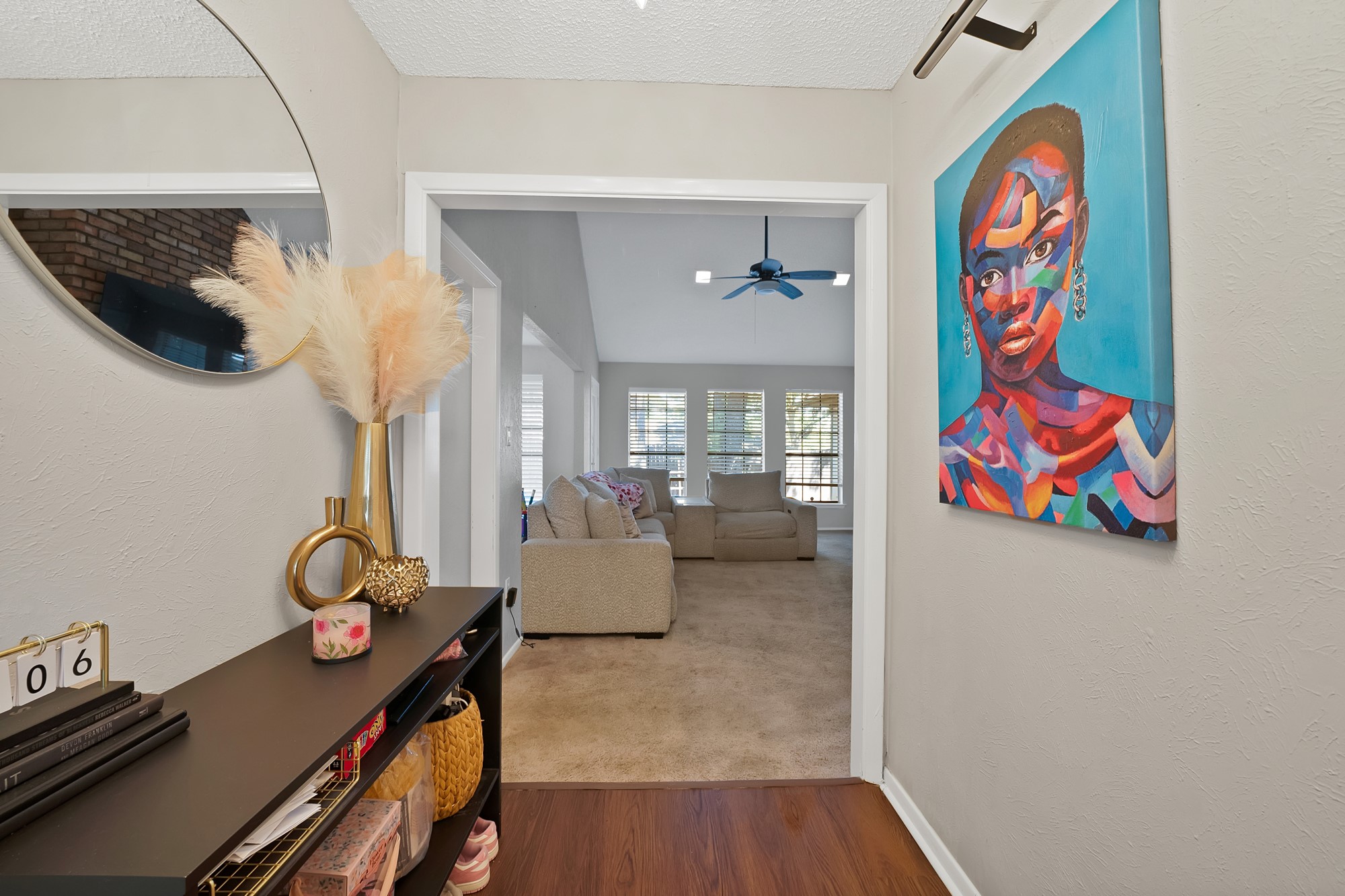 Property photo 03 of 5715 Trail Crest Drive, Arlington, TX 76017 | MLS #21237631