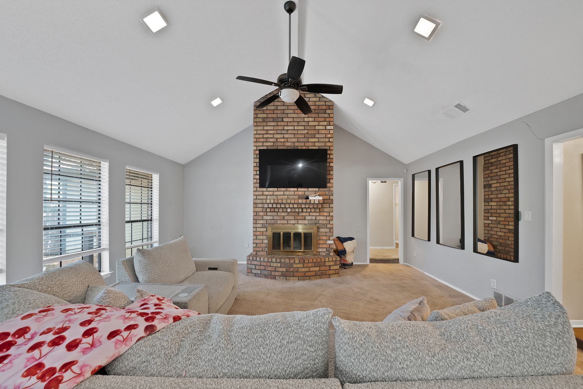 5715 Trail Crest Drive, Arlington, TX, 76017