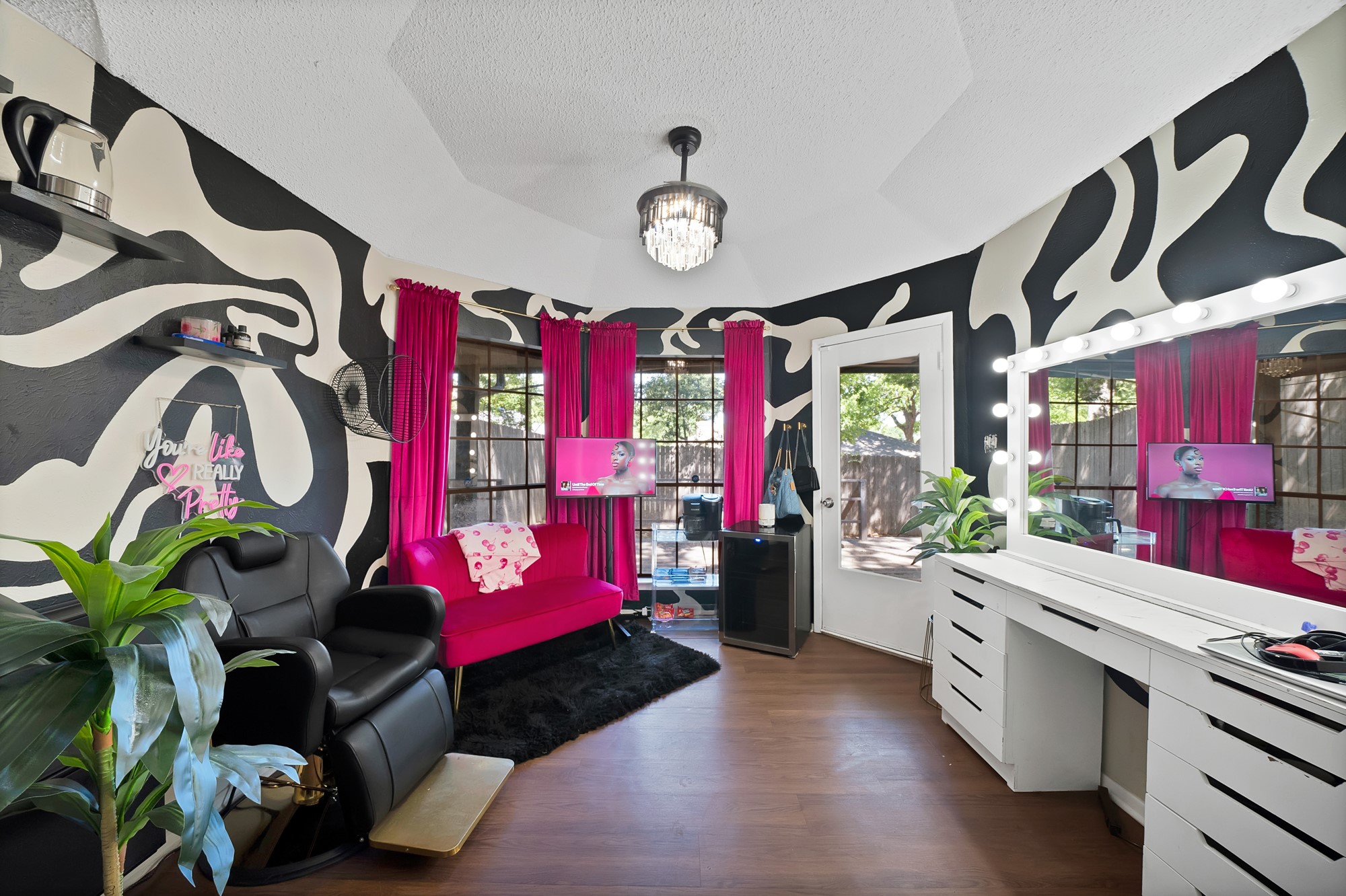 5715 Trail Crest Drive, Arlington, TX, 76017