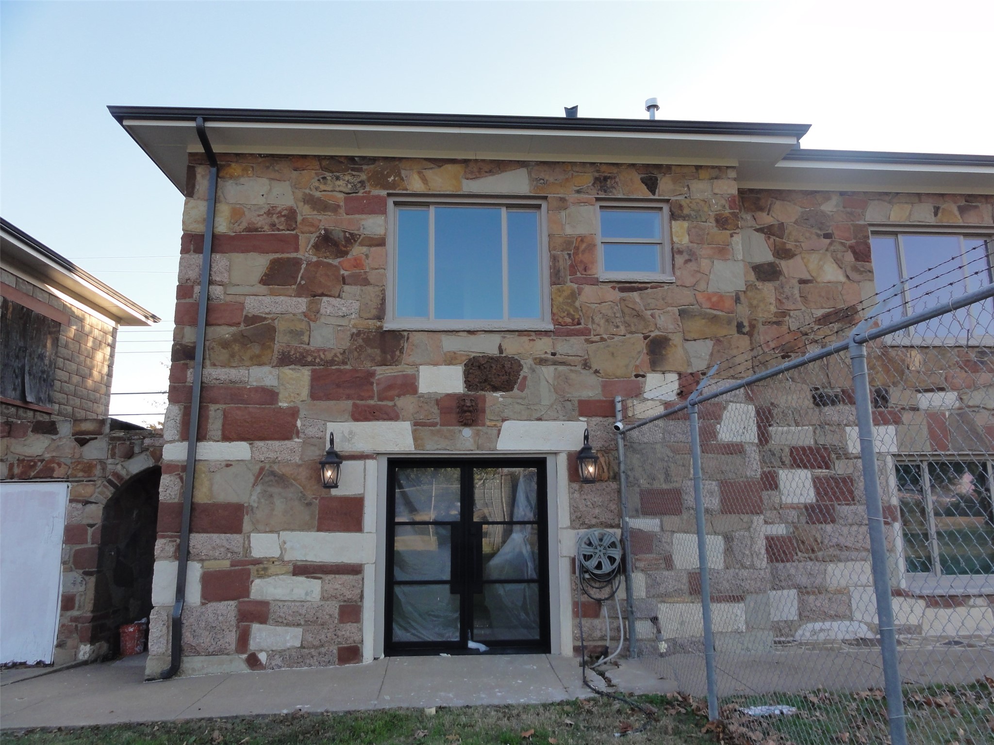 1200 E Maddox Avenue, Fort Worth, TX, 76104