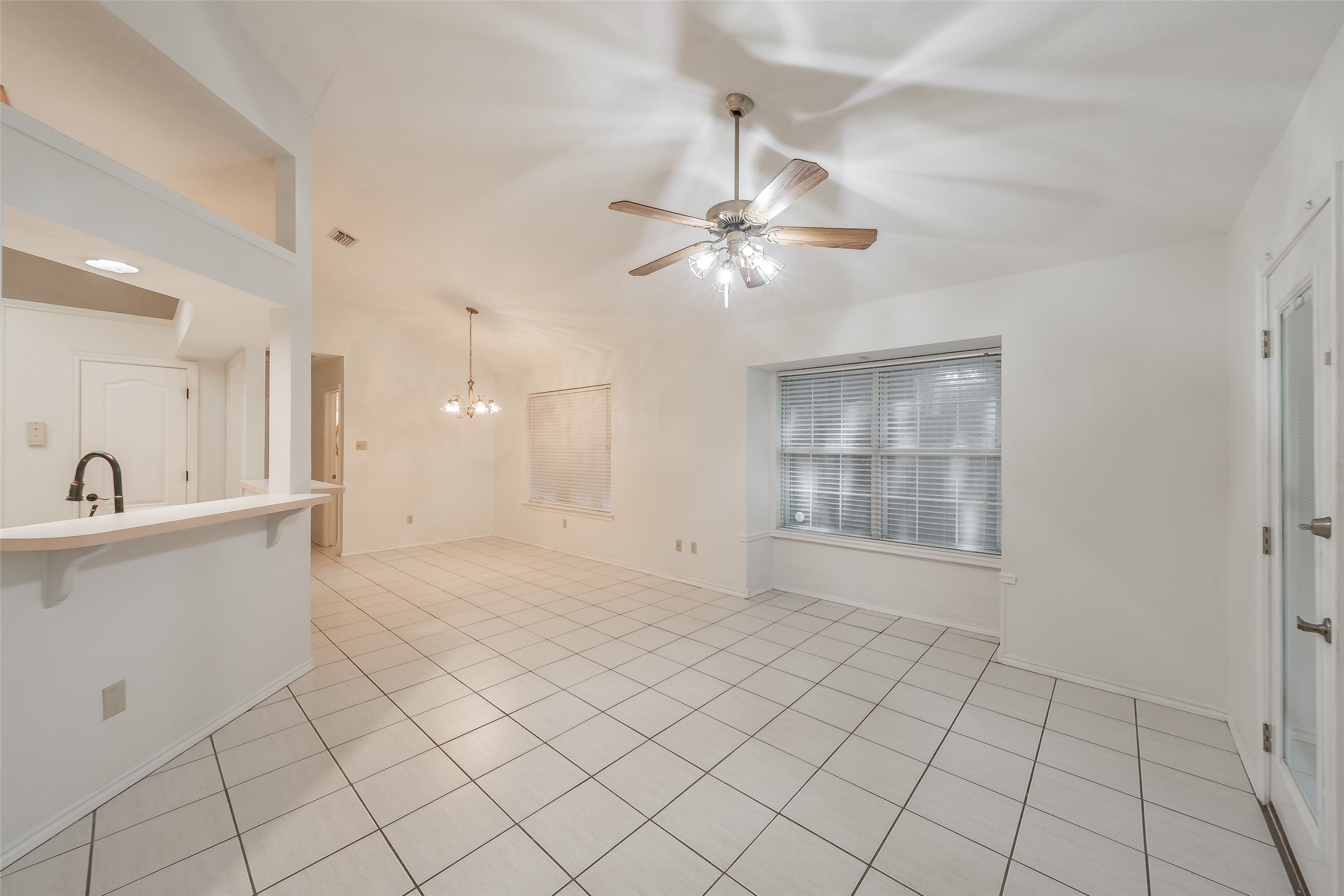 702 Jonathan Drive, Euless, TX, 76040