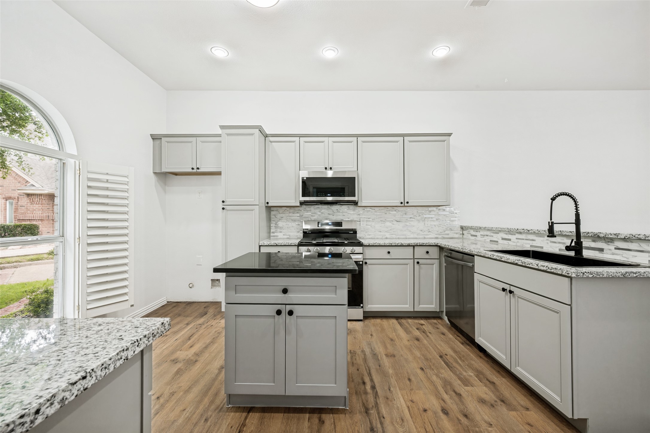 600 Loch Chalet Court, Arlington, TX, 76012