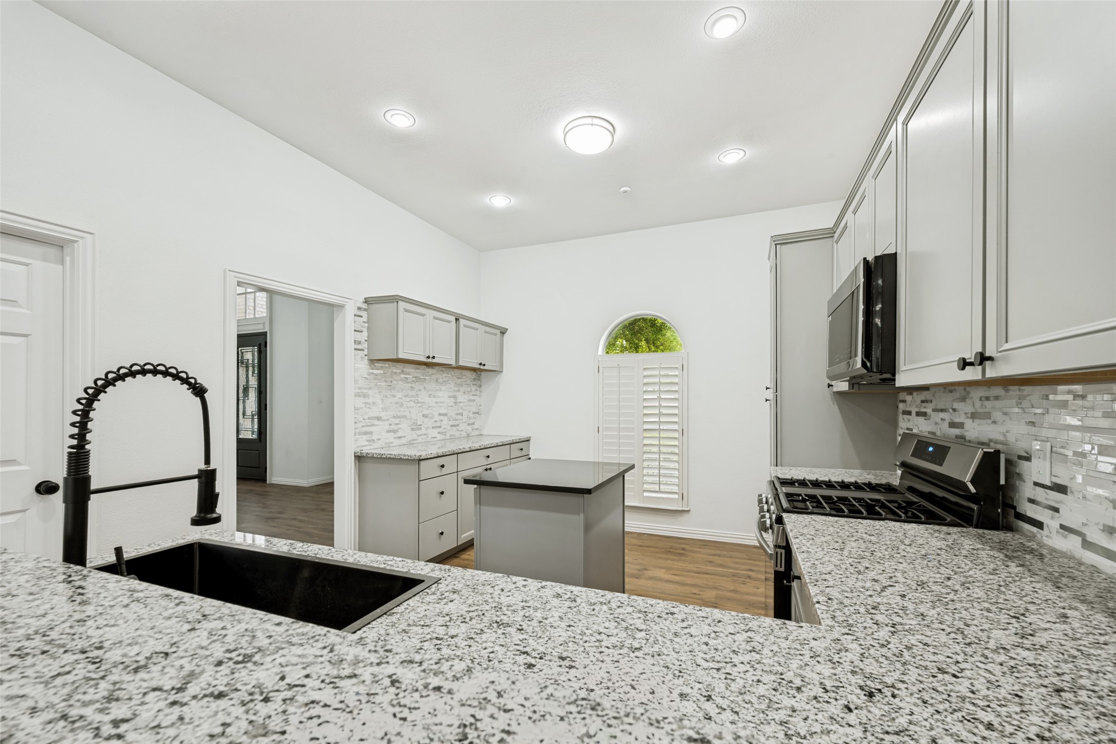 600 Loch Chalet Court, Arlington, TX, 76012