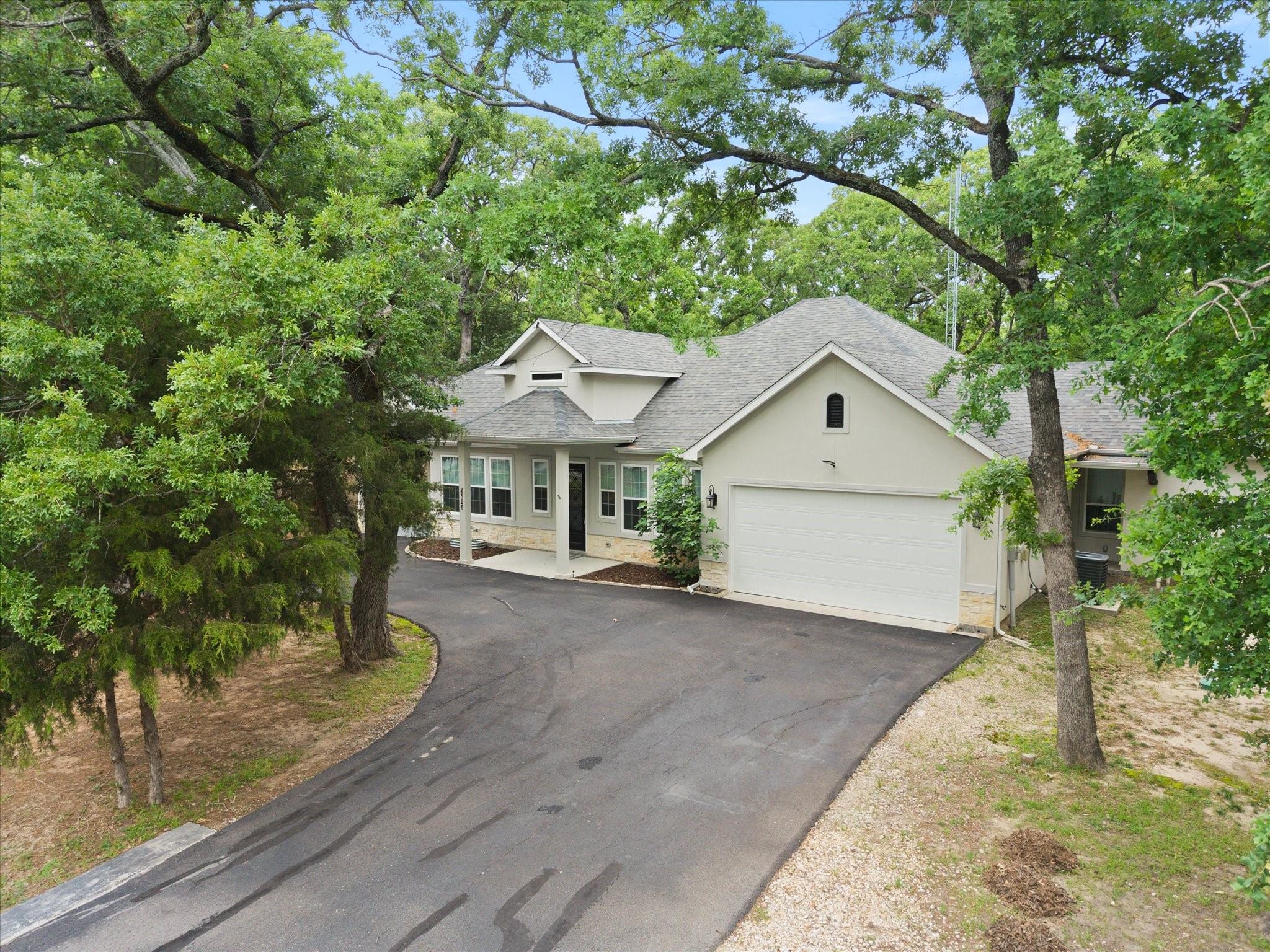 2526 Fox Point Circle, Quinlan, TX, 75474