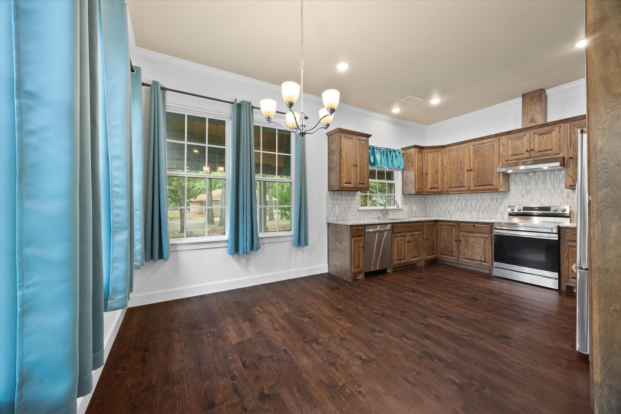 2526 Fox Point Circle, Quinlan, TX, 75474