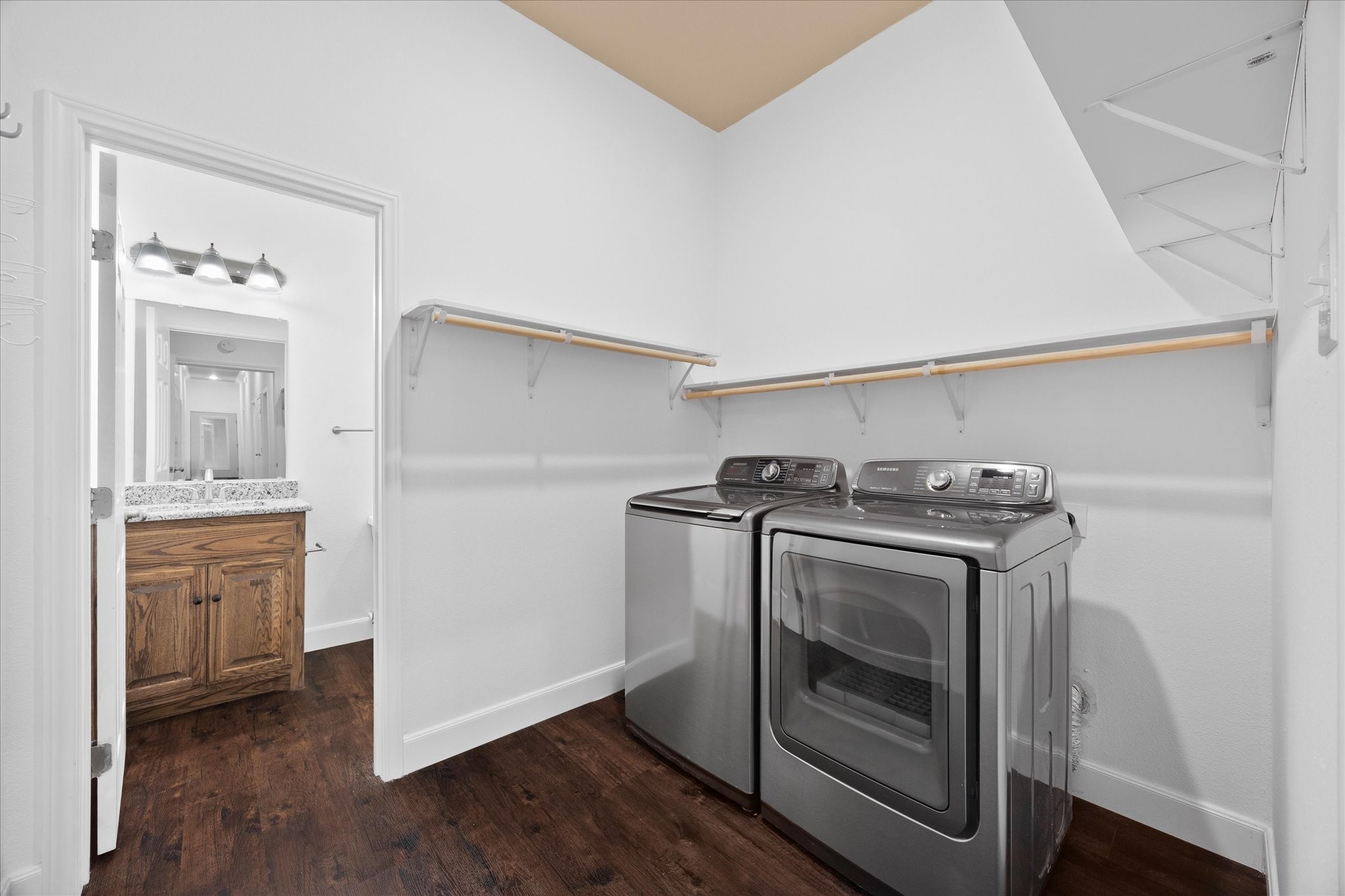 2526 Fox Point Circle, Quinlan, TX, 75474