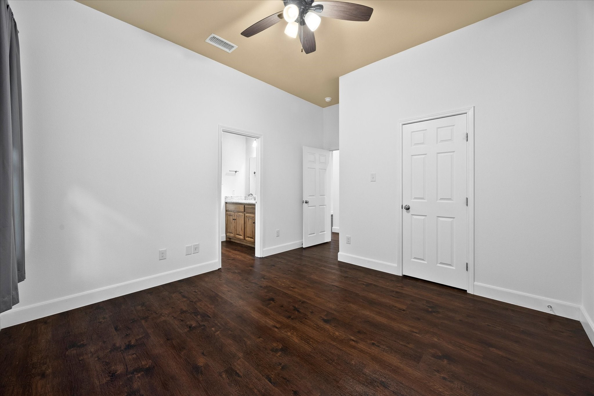 2526 Fox Point Circle, Quinlan, TX, 75474
