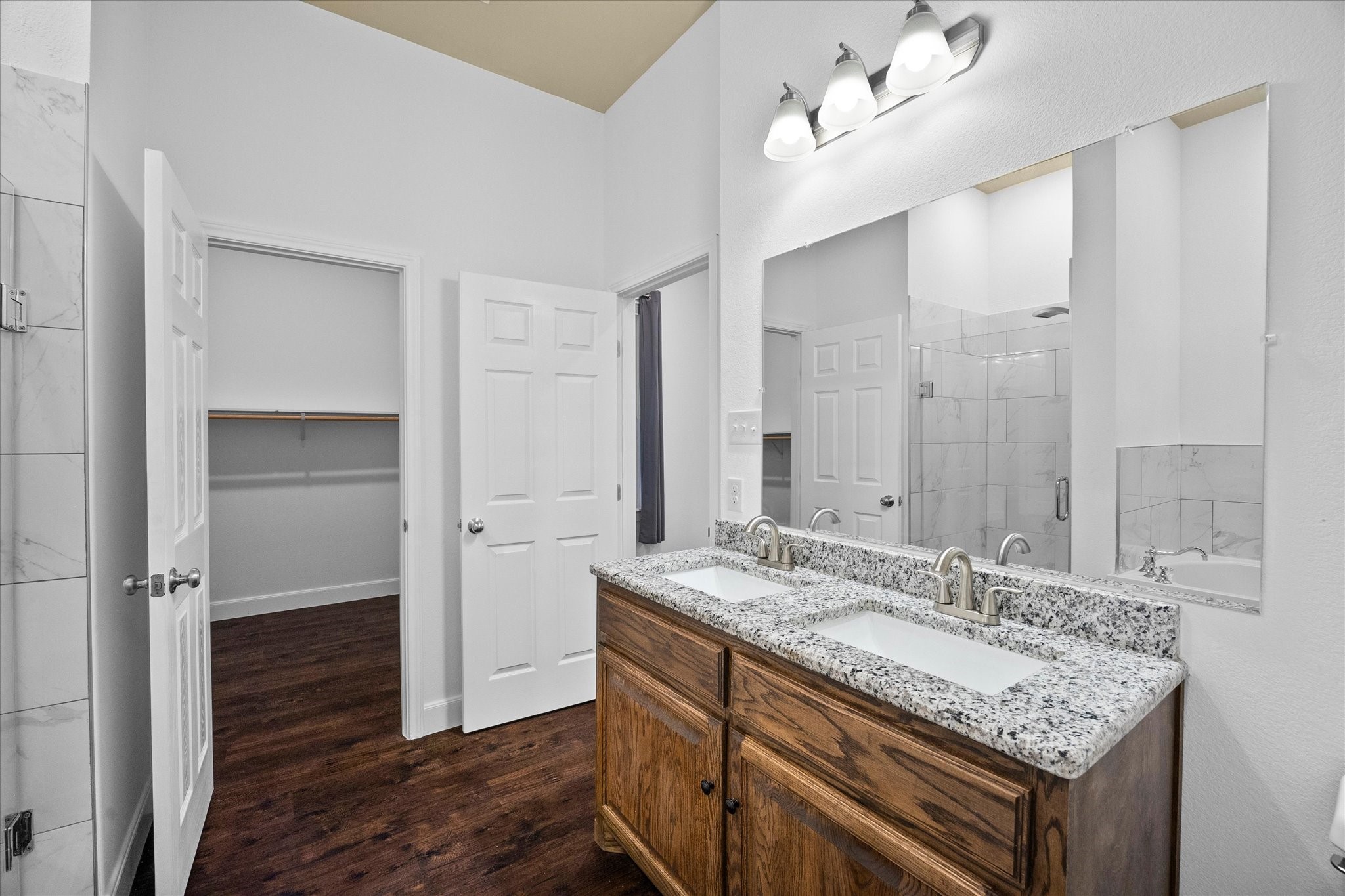 2526 Fox Point Circle, Quinlan, TX, 75474