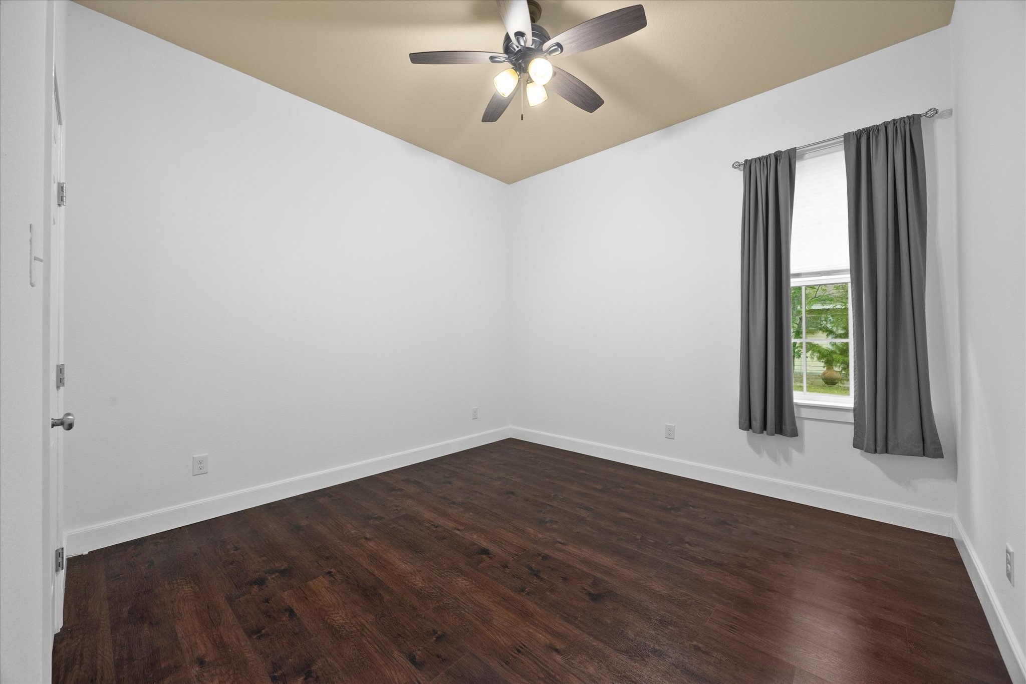 2526 Fox Point Circle, Quinlan, TX, 75474