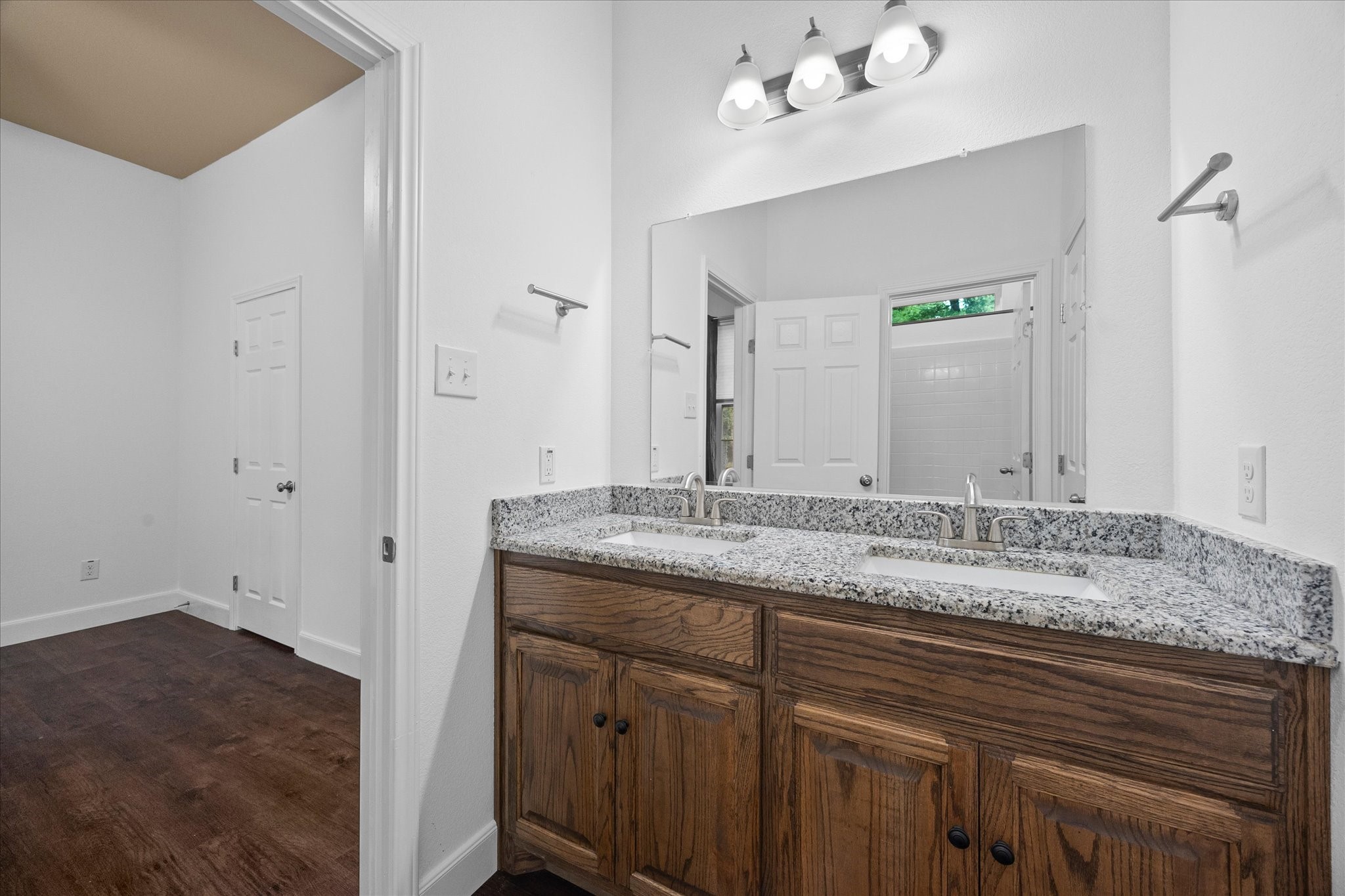 2526 Fox Point Circle, Quinlan, TX, 75474