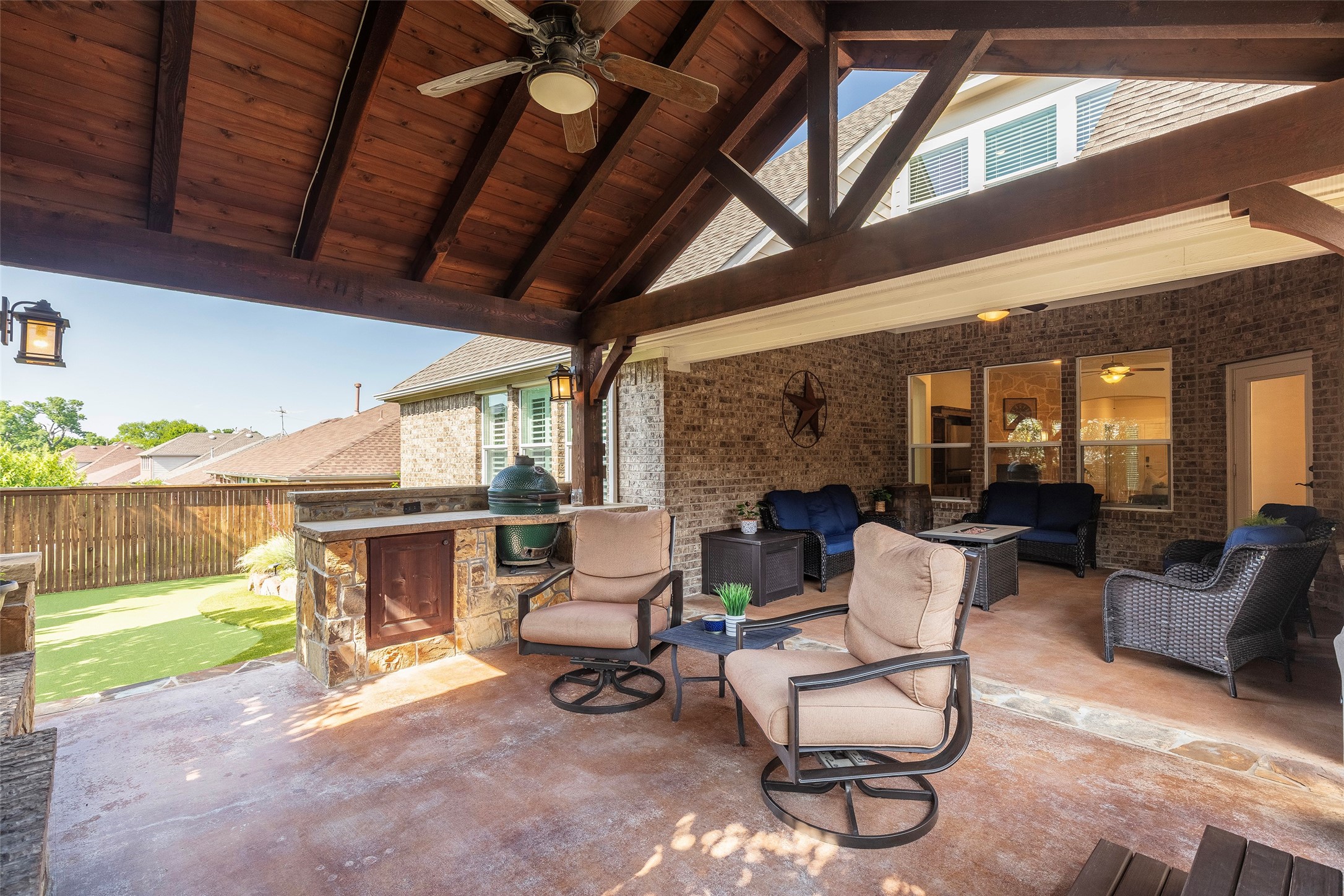 Property photo 02 of 613 Fortinbras Drive, Mckinney, TX 75071 | MLS #21237942