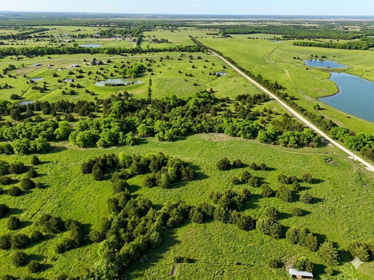 1829 County Road 2935, Dodd City, TX, 75438