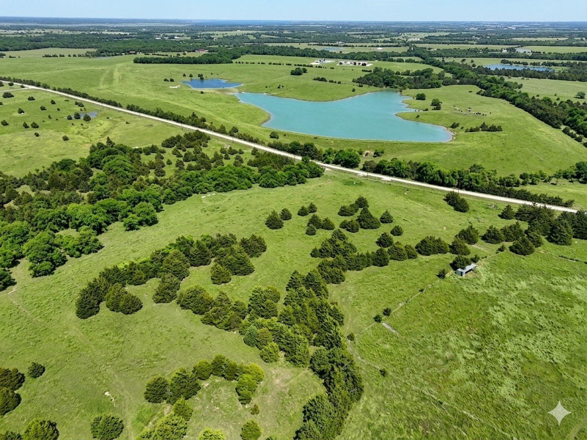 1829 County Road 2935, Dodd City, TX, 75438
