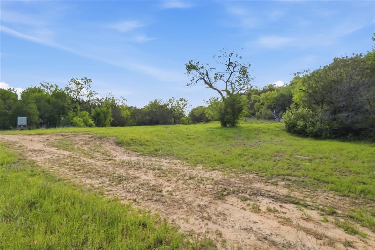 1370 Capstone Ridge Drive, Santo, TX, 76472