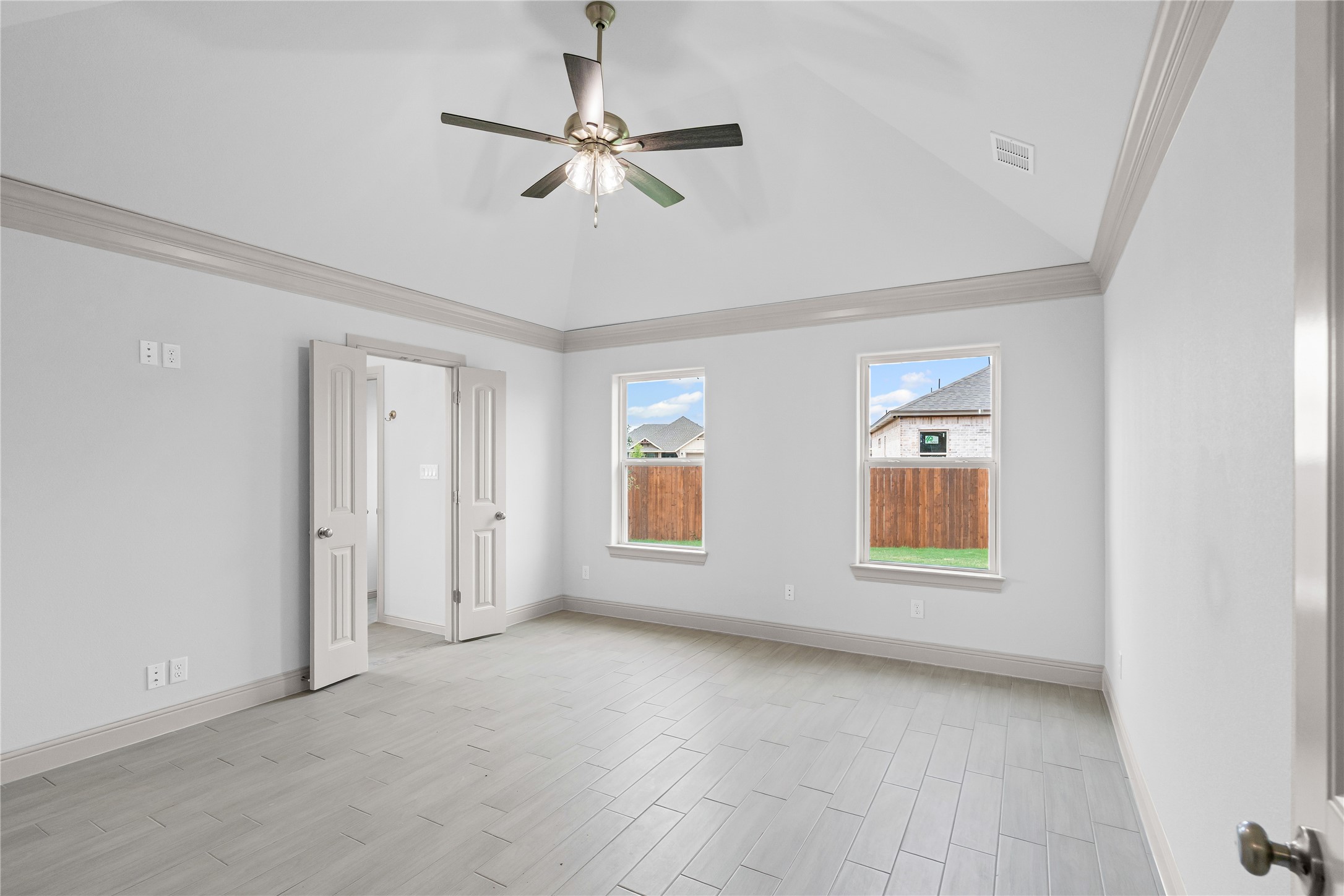 725 Jameson Street, Springtown, TX, 76082