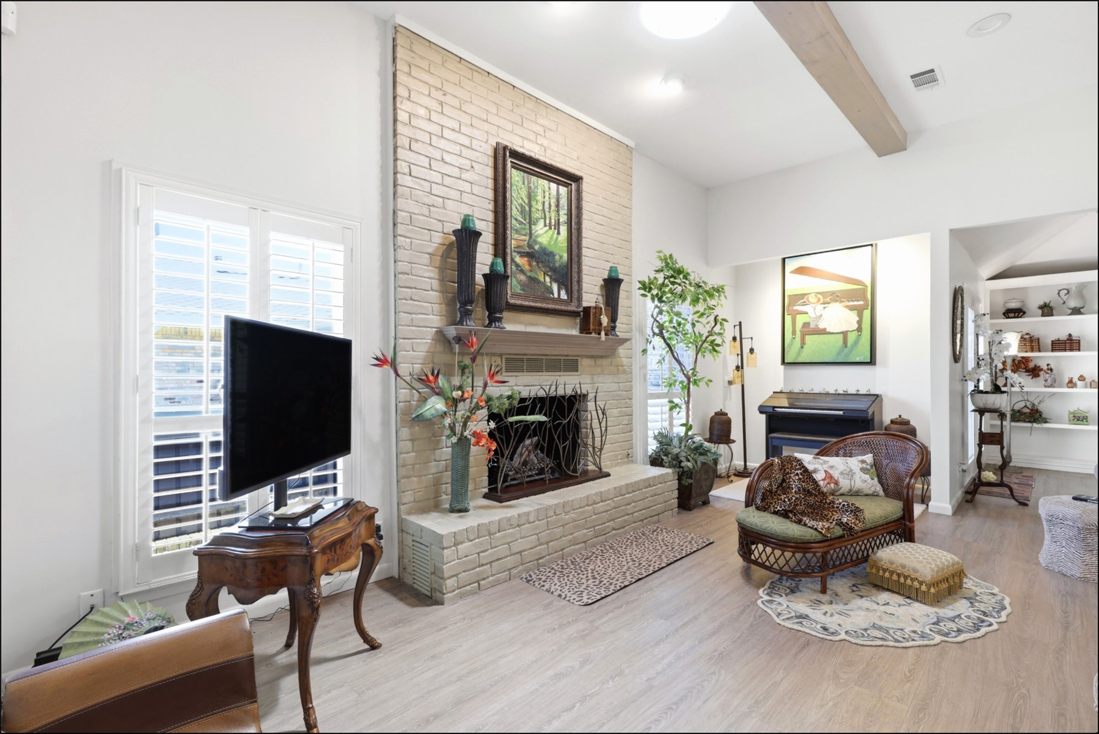 5718 Over Downs Drive, Dallas, TX, 75230