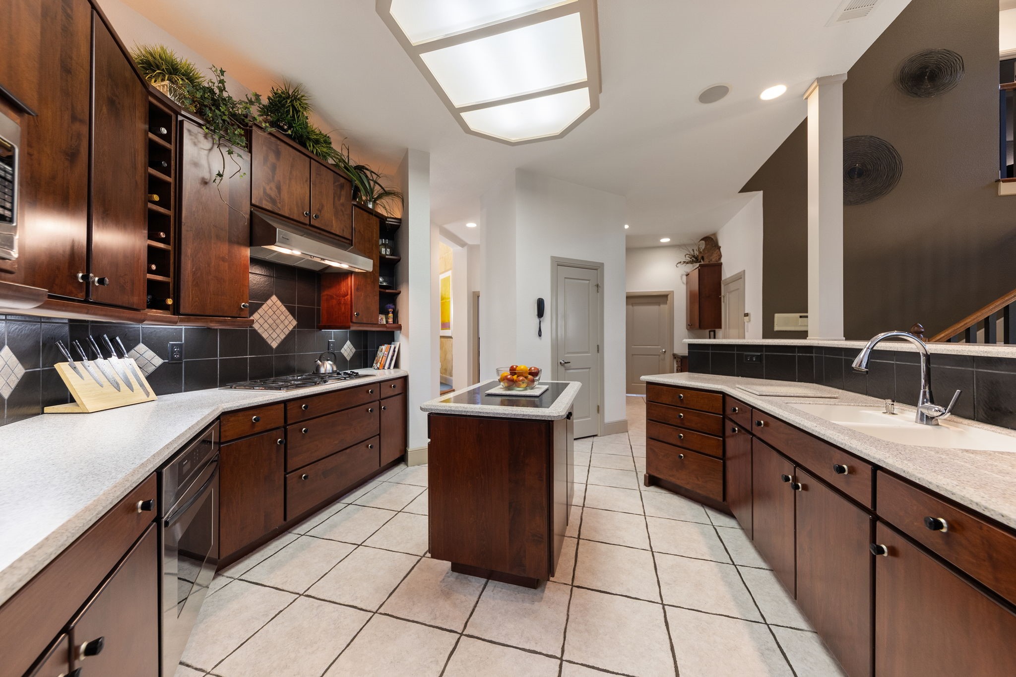 9121 Thornridge Drive, North Richland Hills, TX, 76182