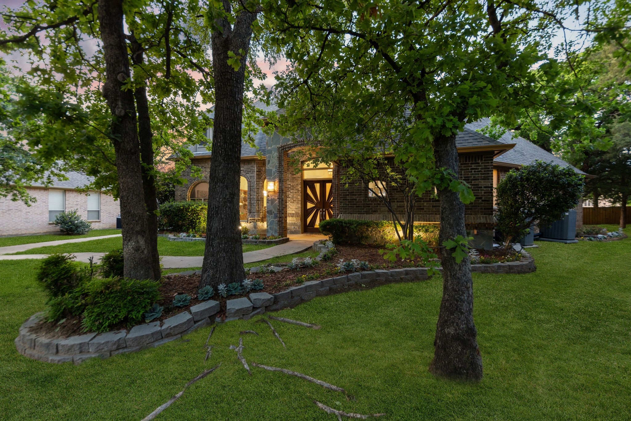 9121 Thornridge Drive, North Richland Hills, TX, 76182