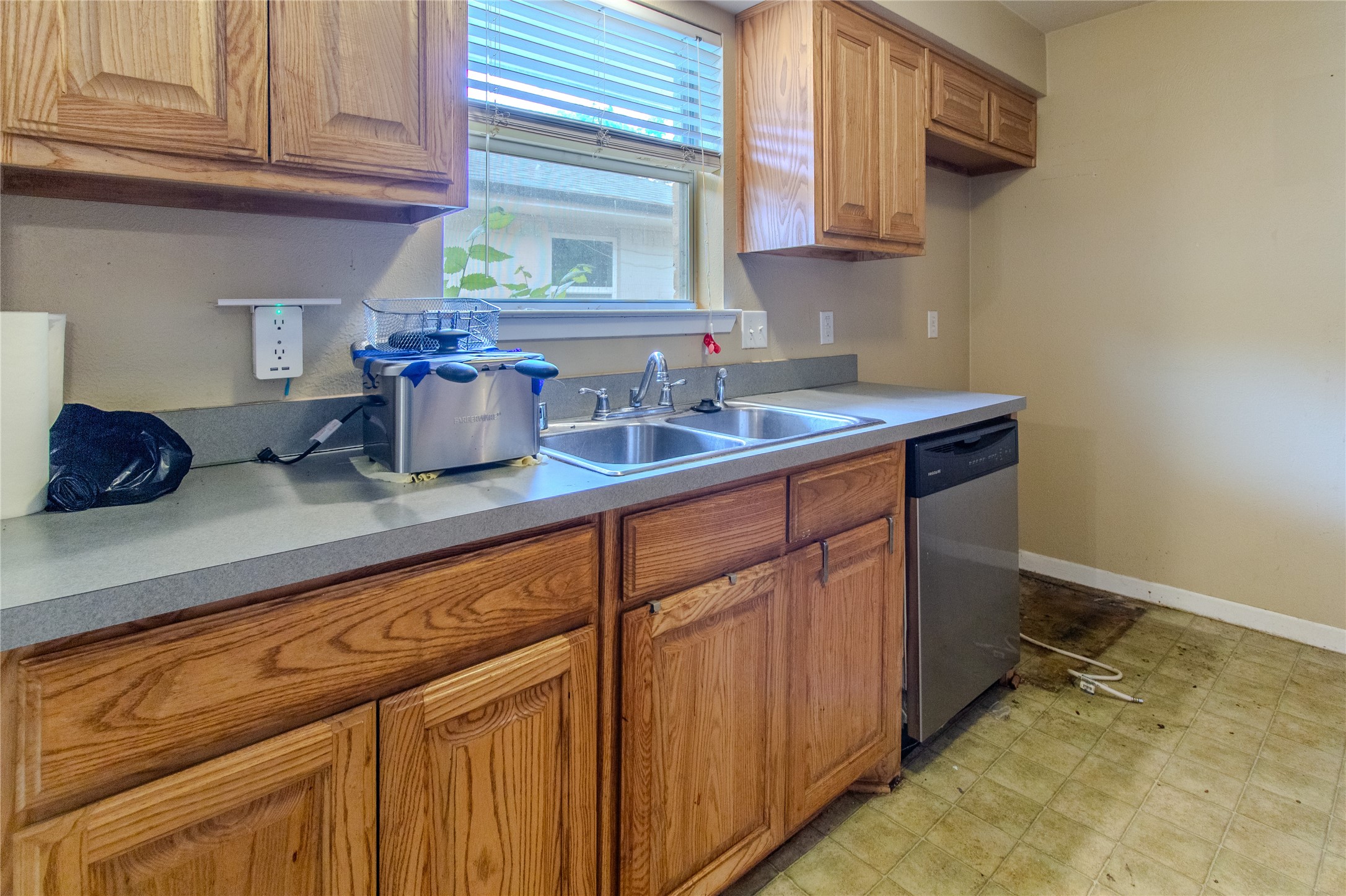 1805 Bardfield Avenue, Garland, TX, 75041