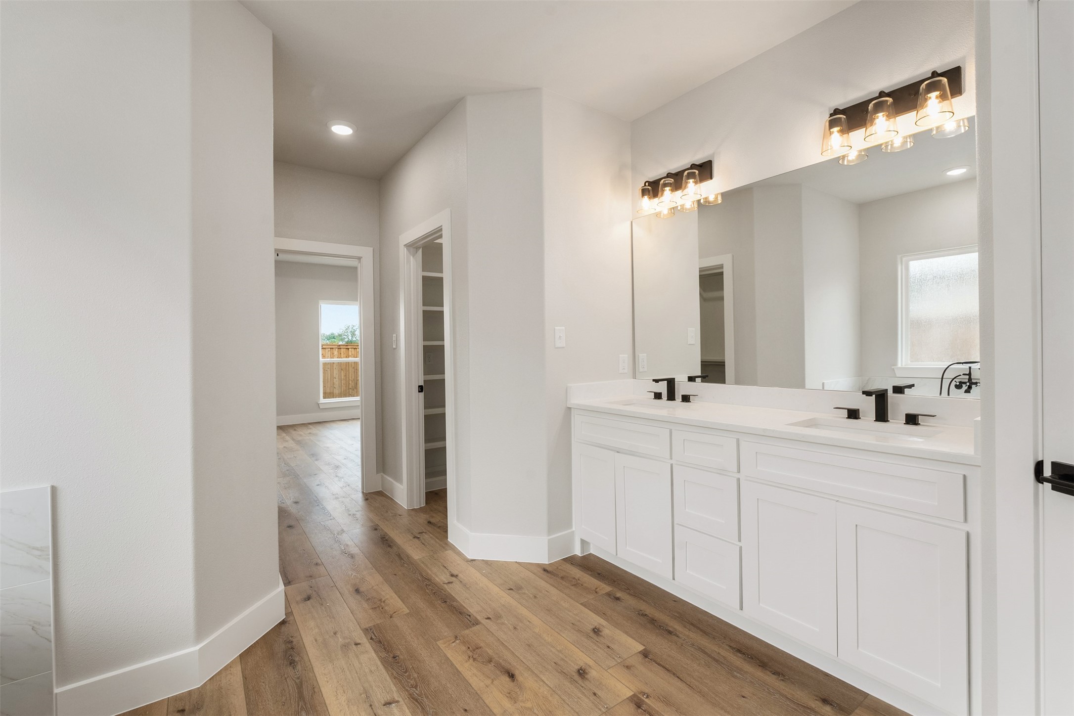 507 Limestone Circle, Mabank, TX, 75147