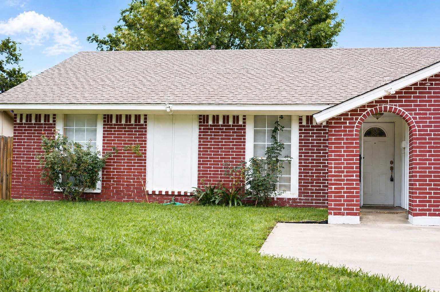 420 Price Drive, Lewisville, TX, 75067
