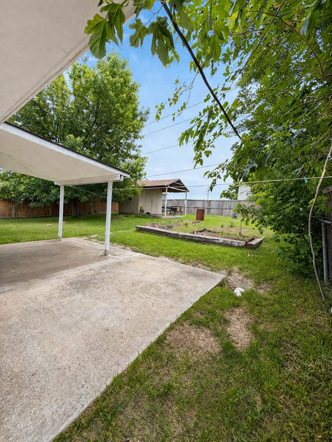 420 Price Drive, Lewisville, TX, 75067