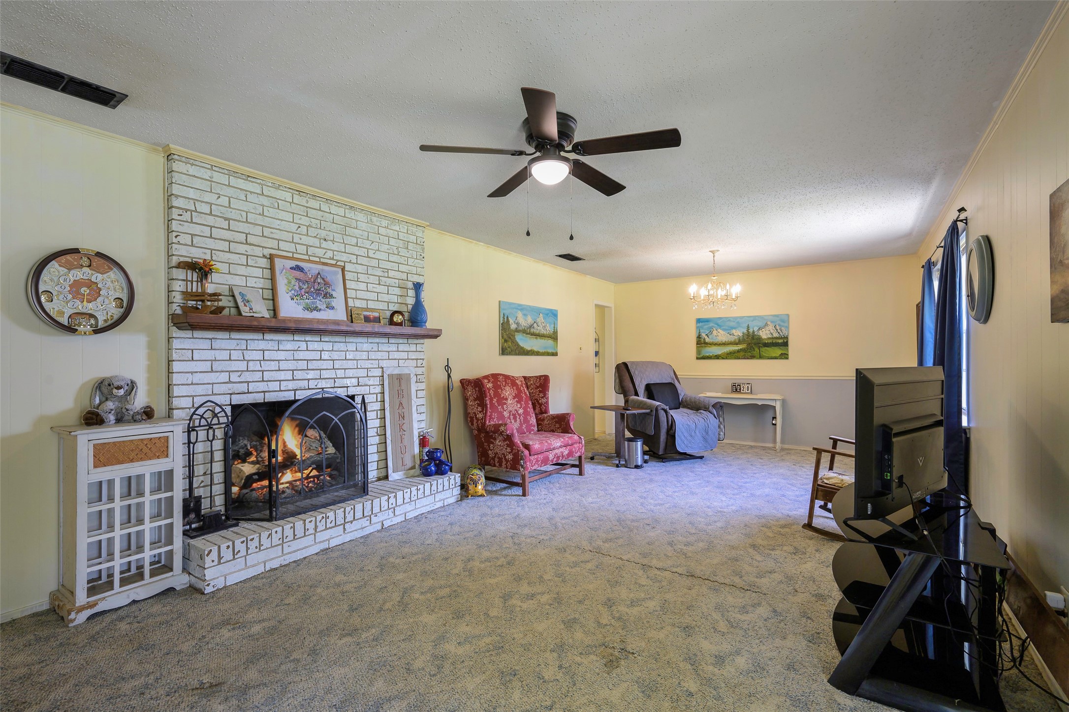 Property photo 02 of 1113 W Will White Road, Kemp, TX 75143 | MLS #21238606