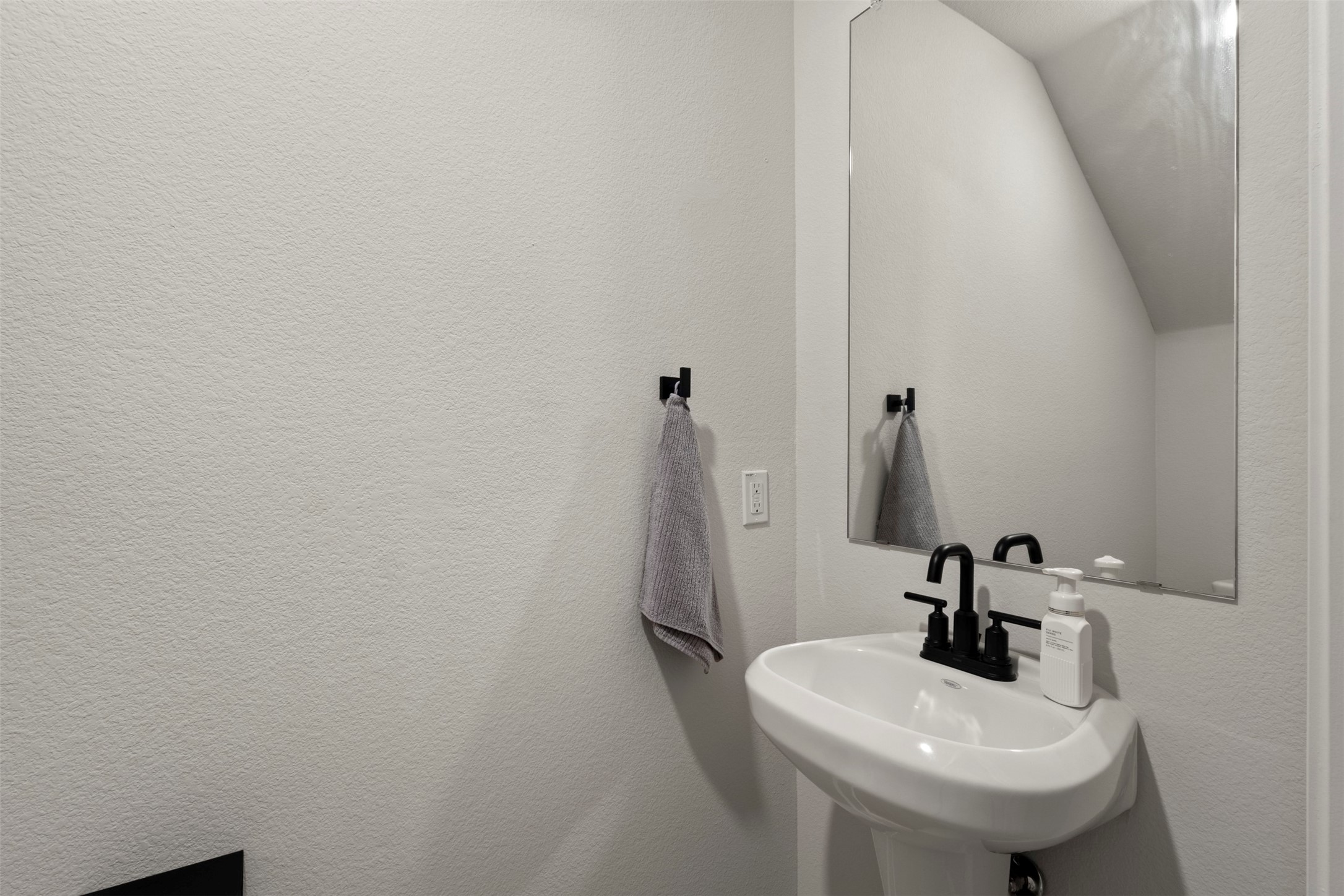 1205 Ginsburg Lane, Princeton, TX, 75407