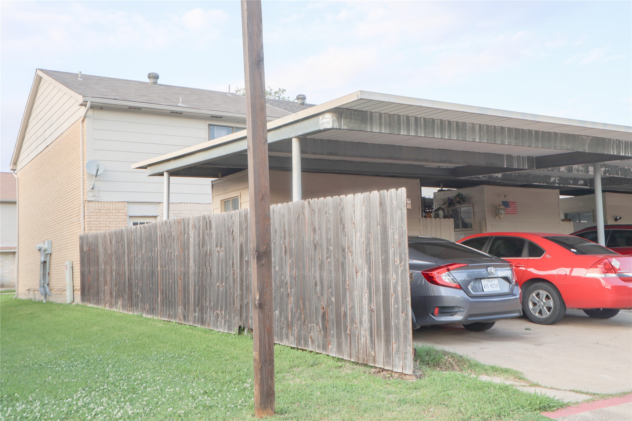 99 W Mountain Creek Drive, Grand Prairie, TX, 75052