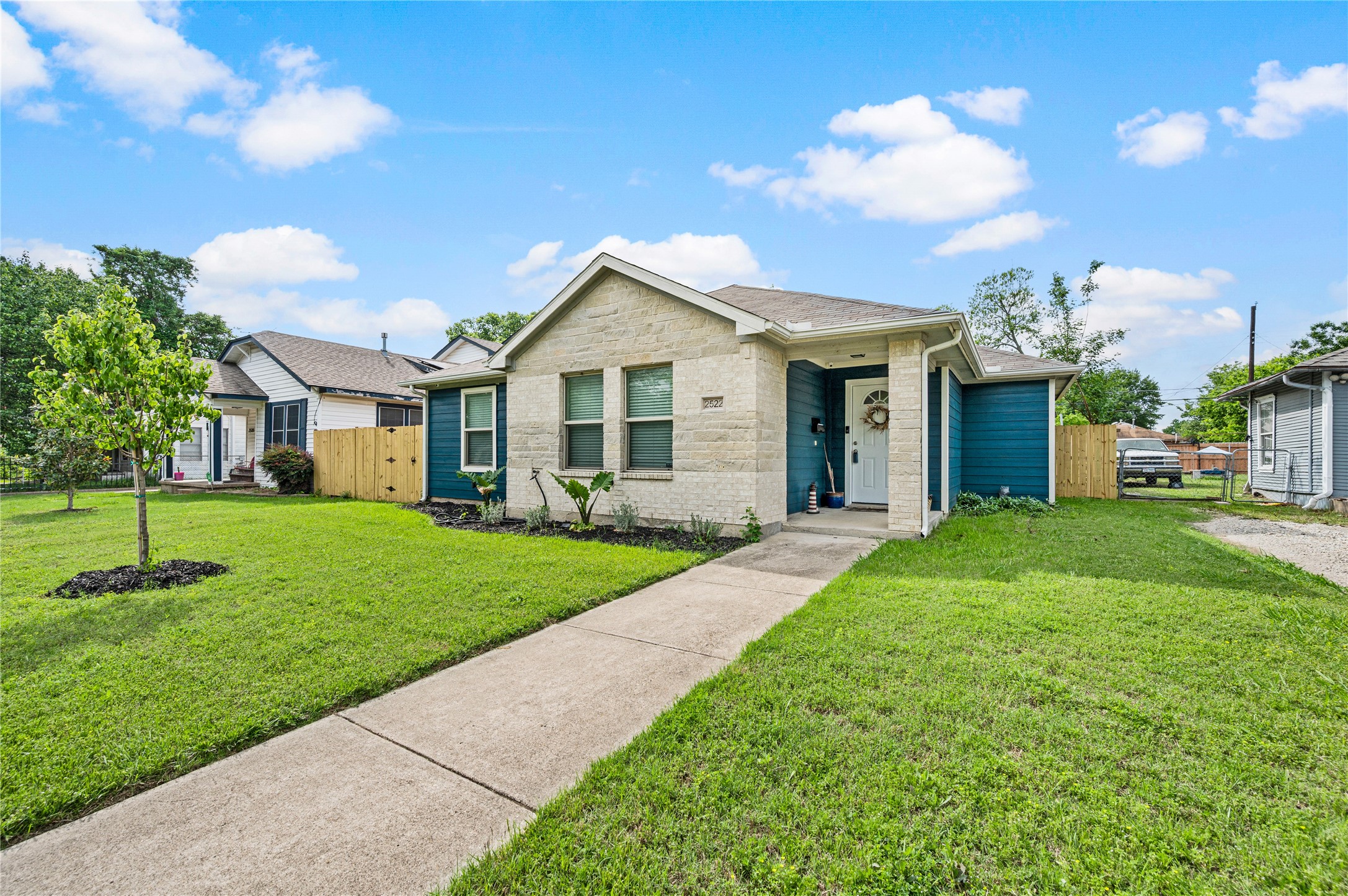 2522 Kingston Street, Dallas, TX, 75211
