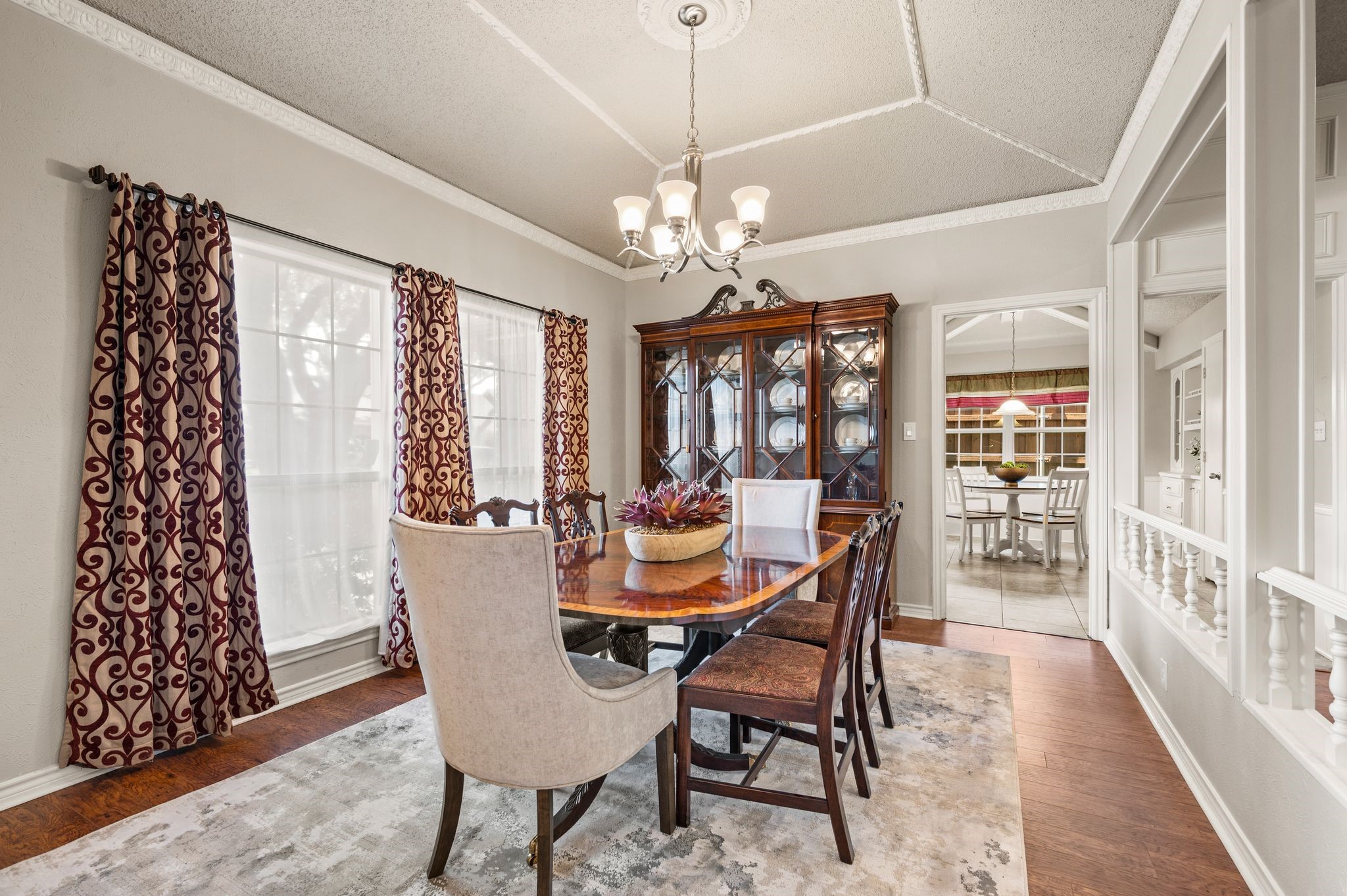 9731 Amberley Drive, Dallas, TX, 75243