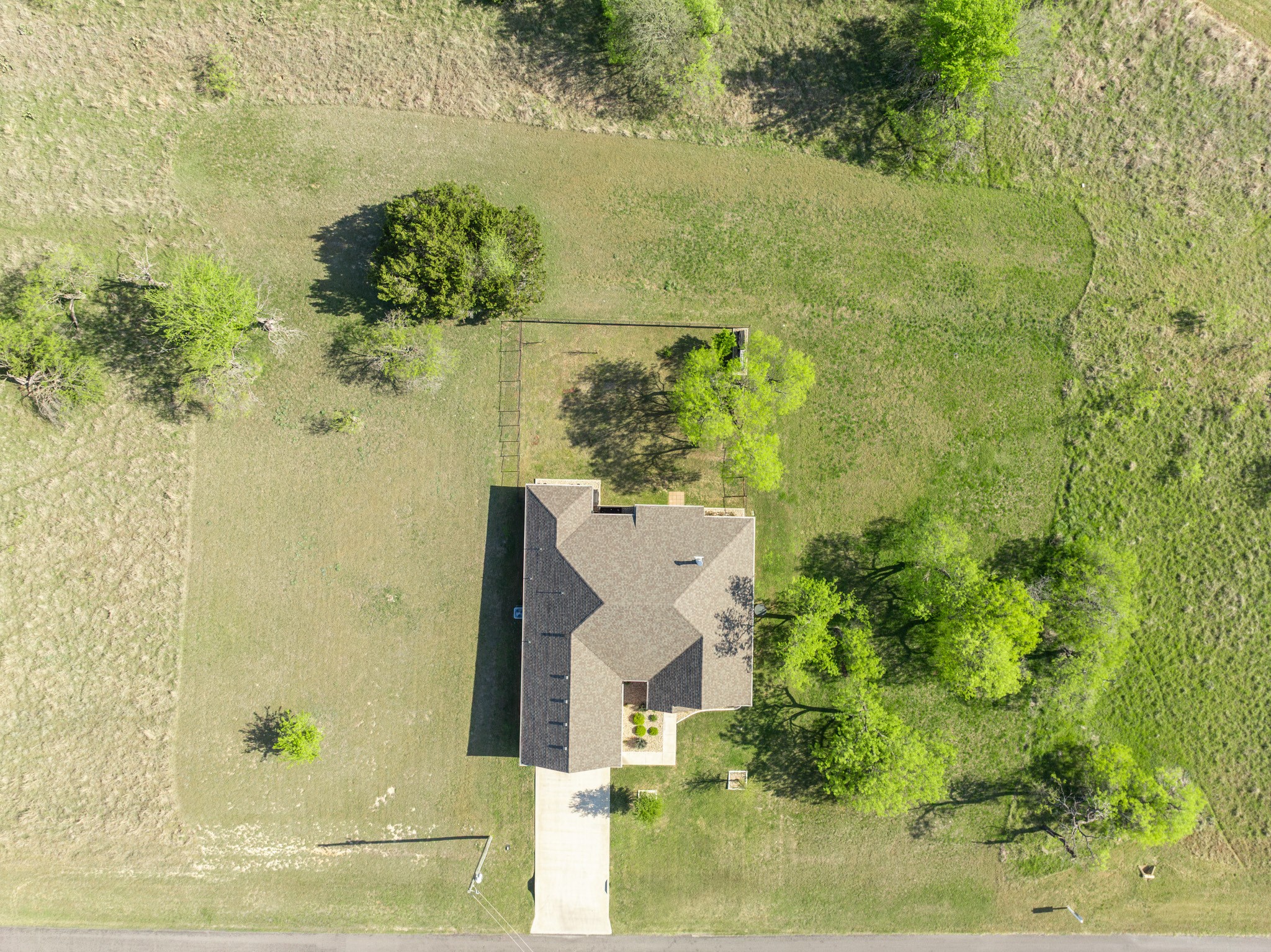 19126 White Bluff Drive, Whitney, TX, 76692