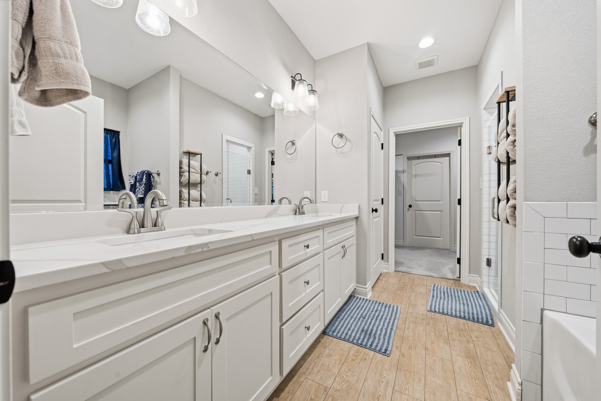 19126 White Bluff Drive, Whitney, TX, 76692