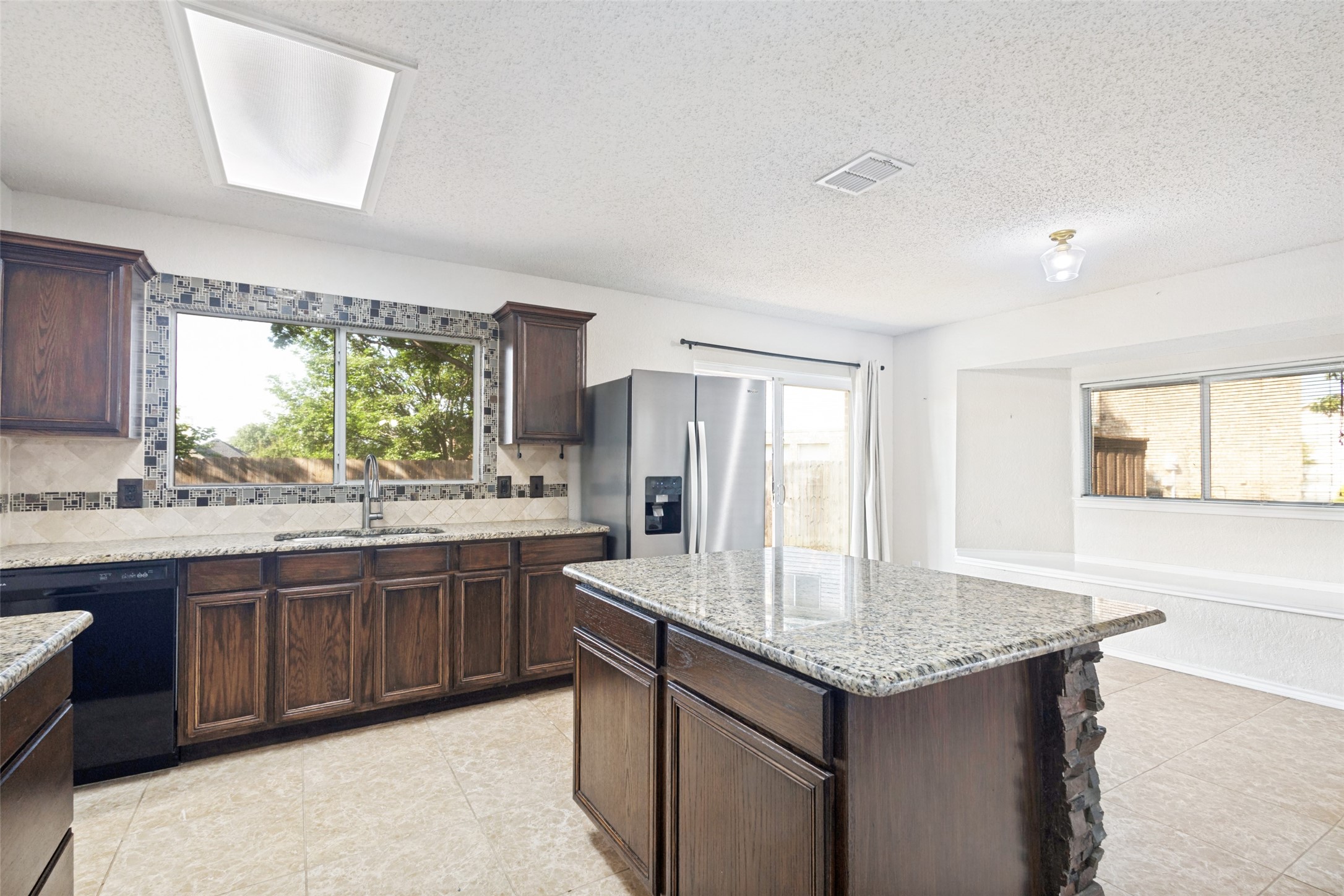 2824 Custer Drive, Corinth, TX, 76210