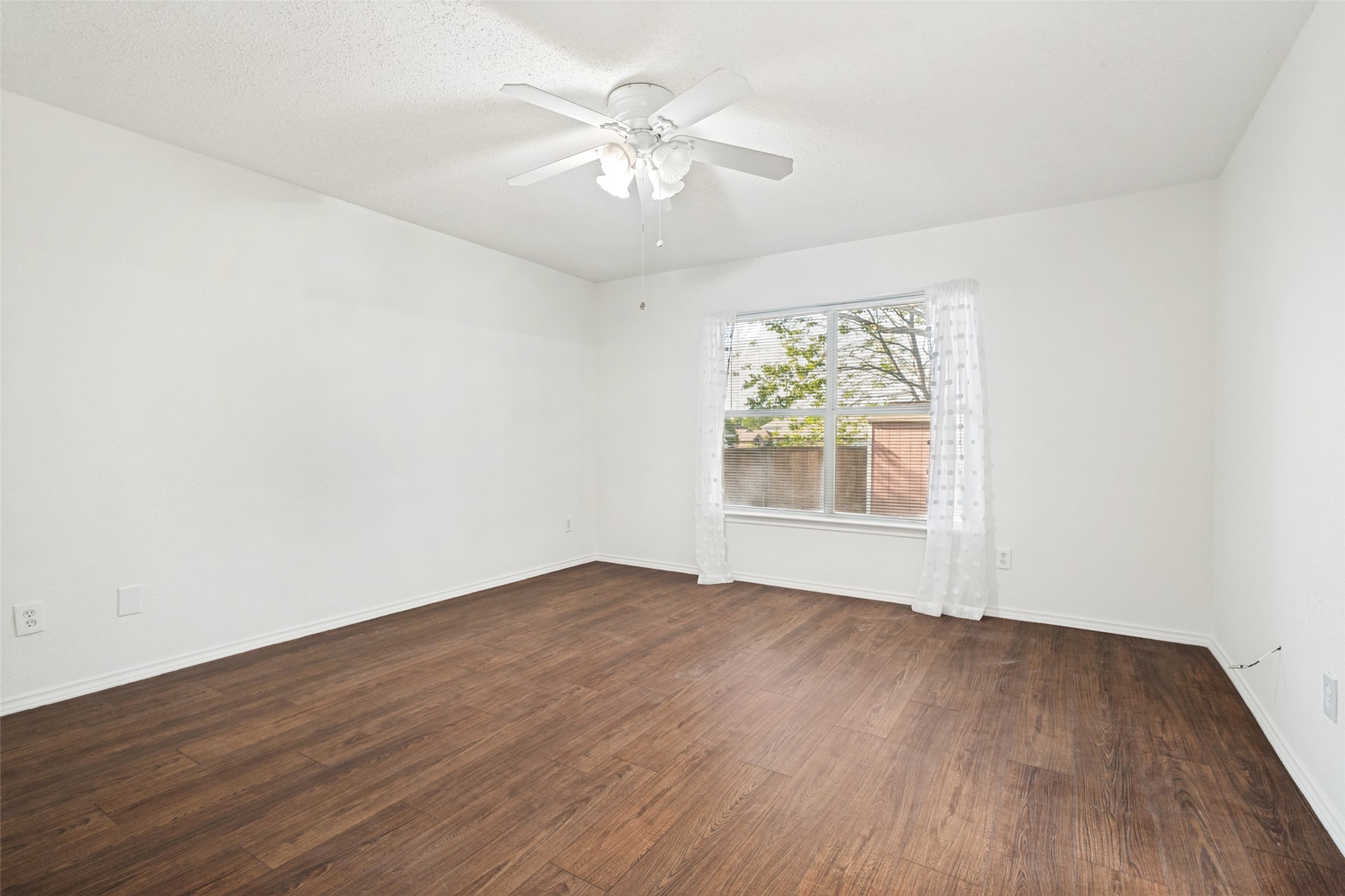 2824 Custer Drive, Corinth, TX, 76210