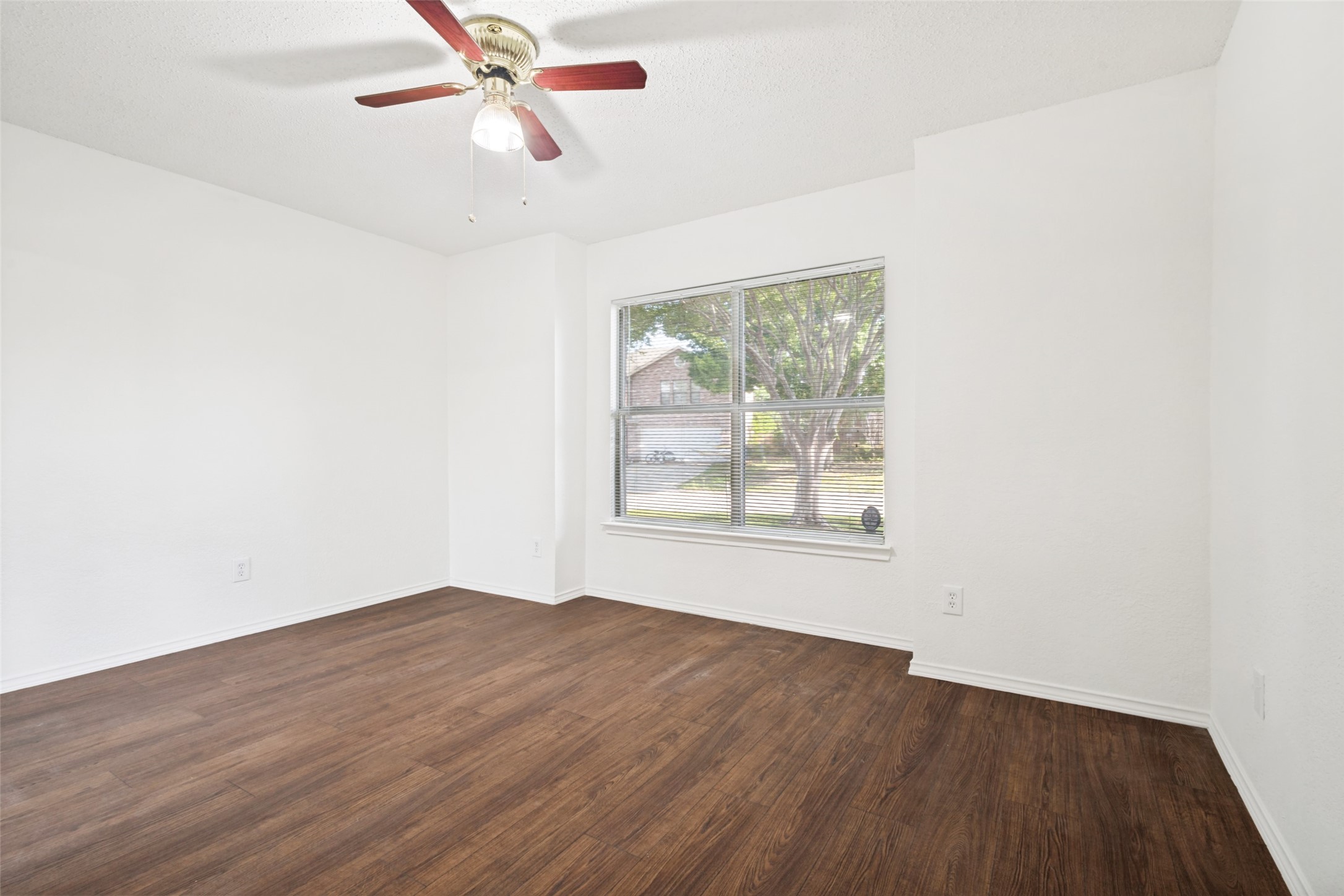 2824 Custer Drive, Corinth, TX, 76210
