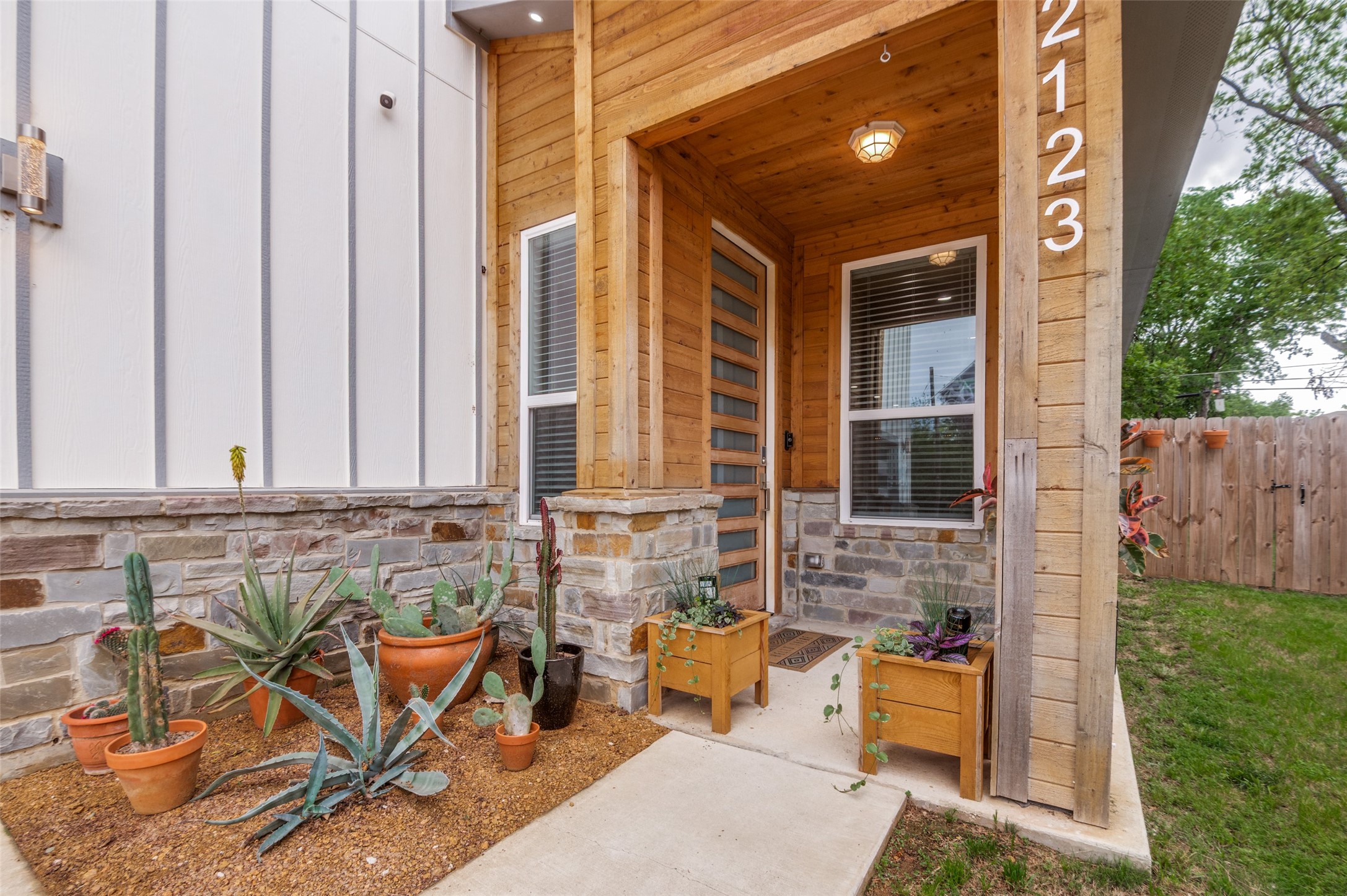 2123 Ramsey Avenue, Dallas, TX, 75216
