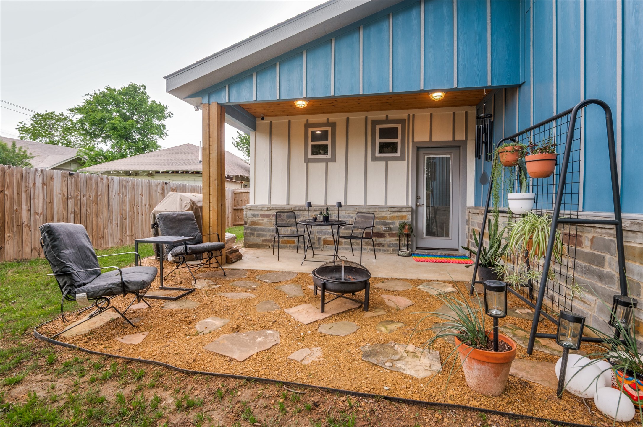 2123 Ramsey Avenue, Dallas, TX, 75216