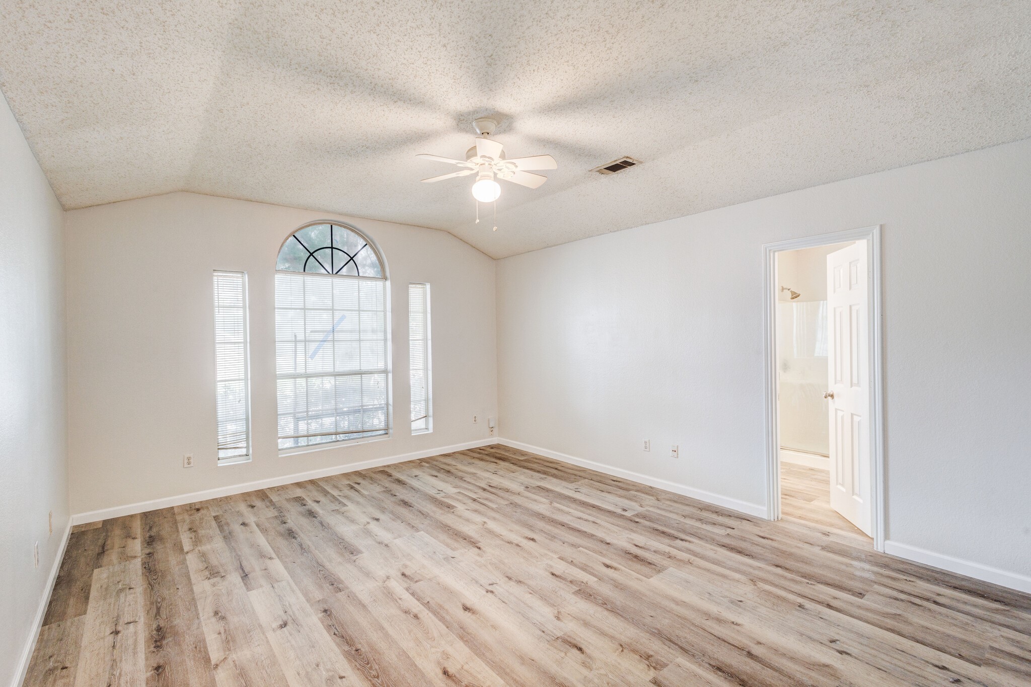 7133 Amber Drive, Dallas, TX, 75241