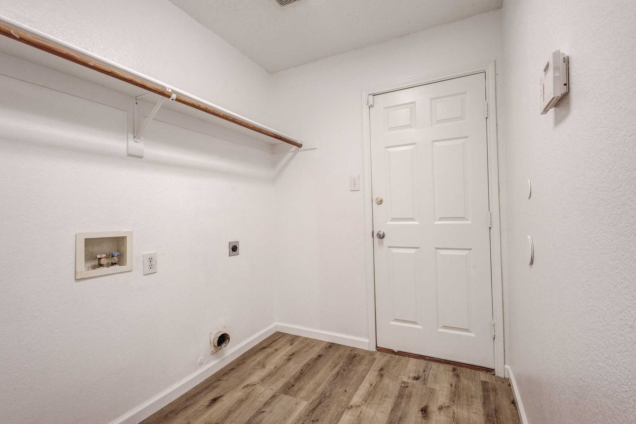 7133 Amber Drive, Dallas, TX, 75241