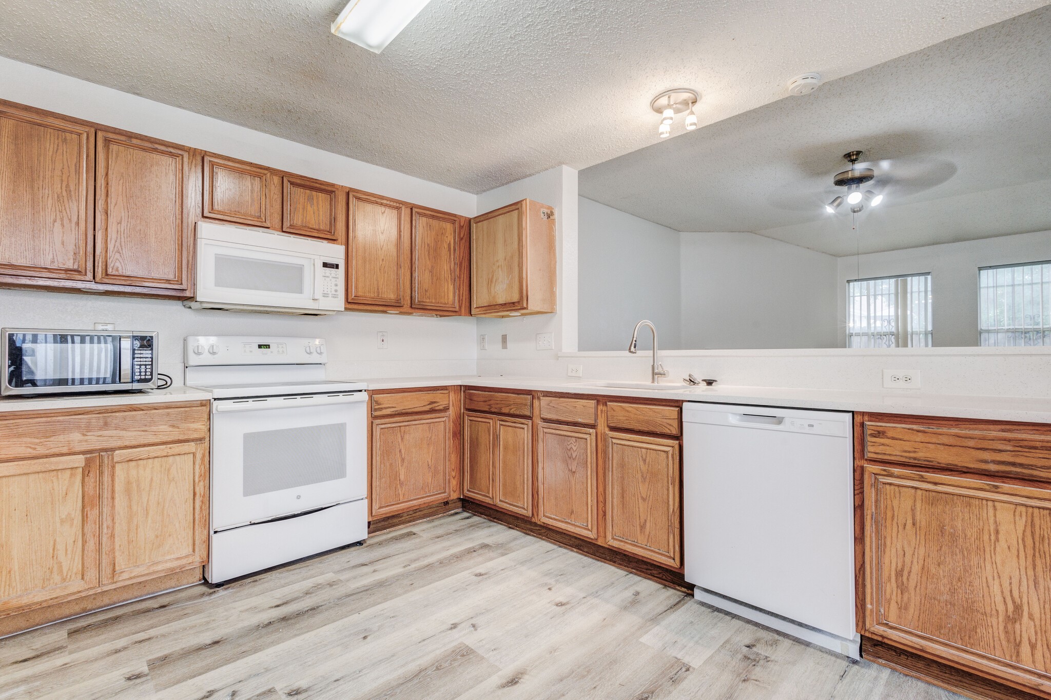 7133 Amber Drive, Dallas, TX, 75241