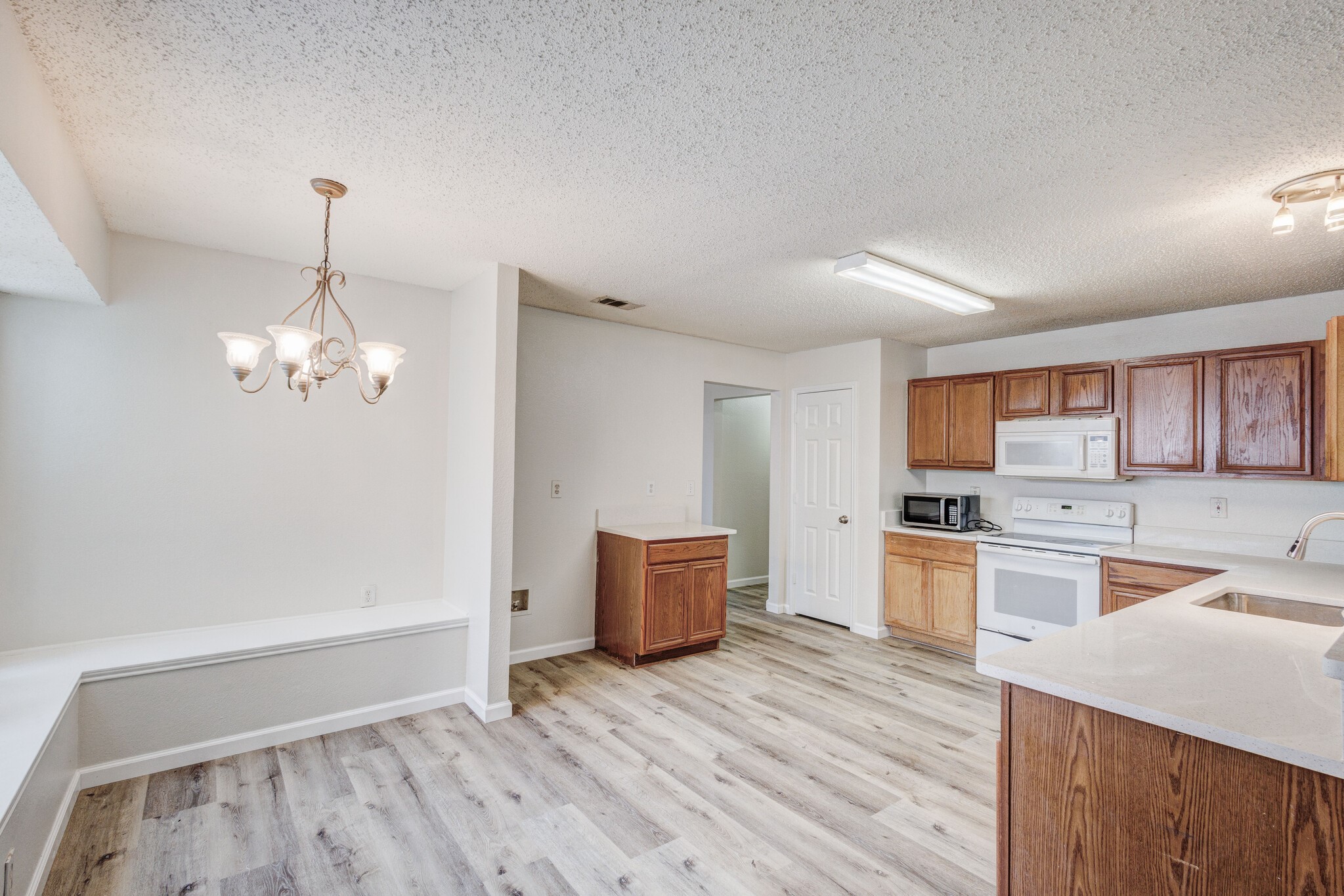 7133 Amber Drive, Dallas, TX, 75241