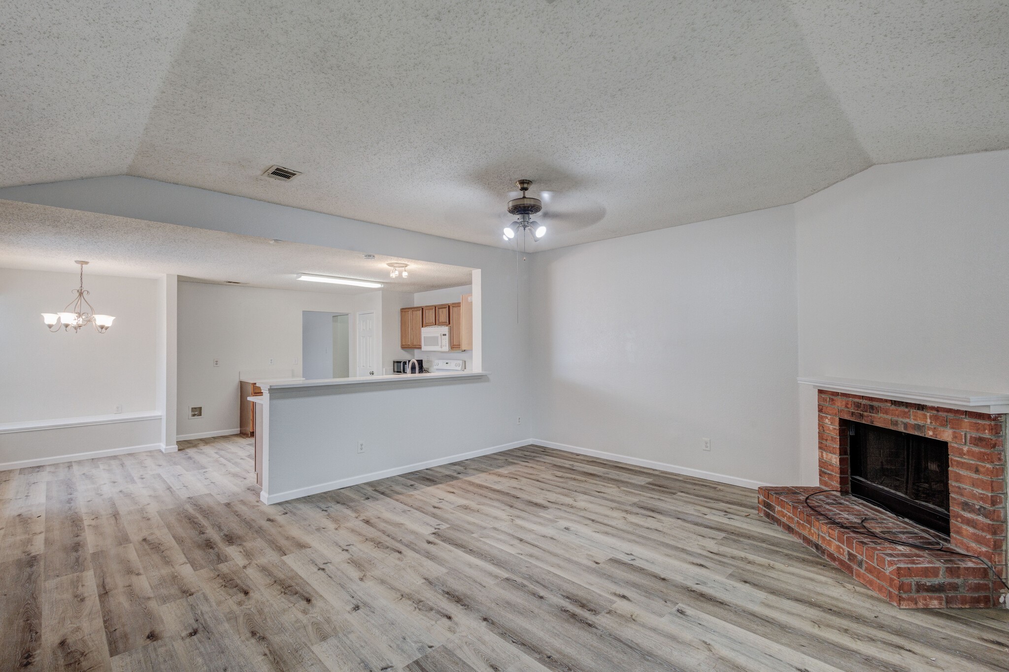 7133 Amber Drive, Dallas, TX, 75241