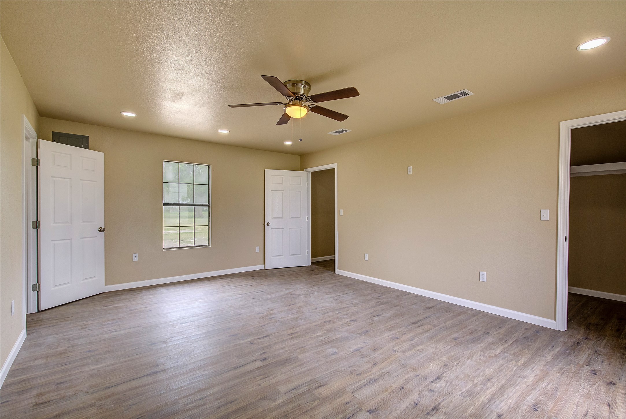 3210 Fm 1563, Wolfe City, TX, 75496