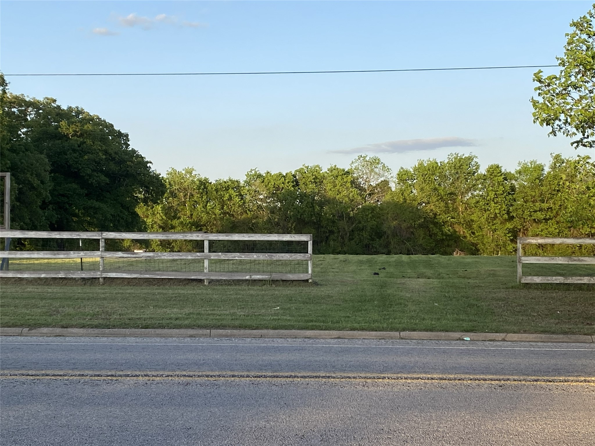 Property photo 03 of 1524 Burns City Road, Gainesville, TX 76240 | MLS #21239602