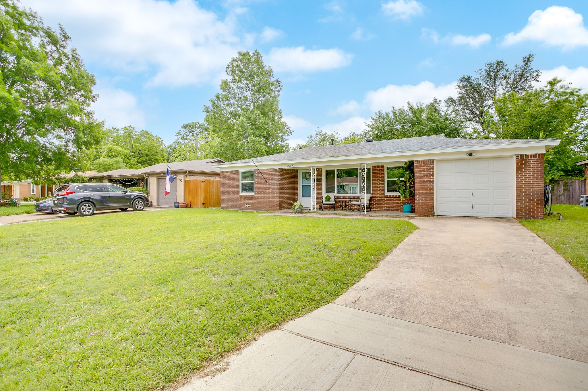 Property photo 02 of 5517 Volder Drive Fort, Worth, TX 76114 | MLS #21239777