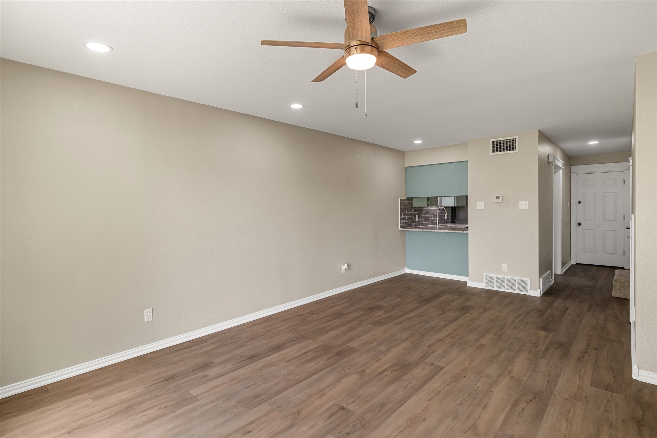 4314 Overlook Court, De Cordova, TX, 76049