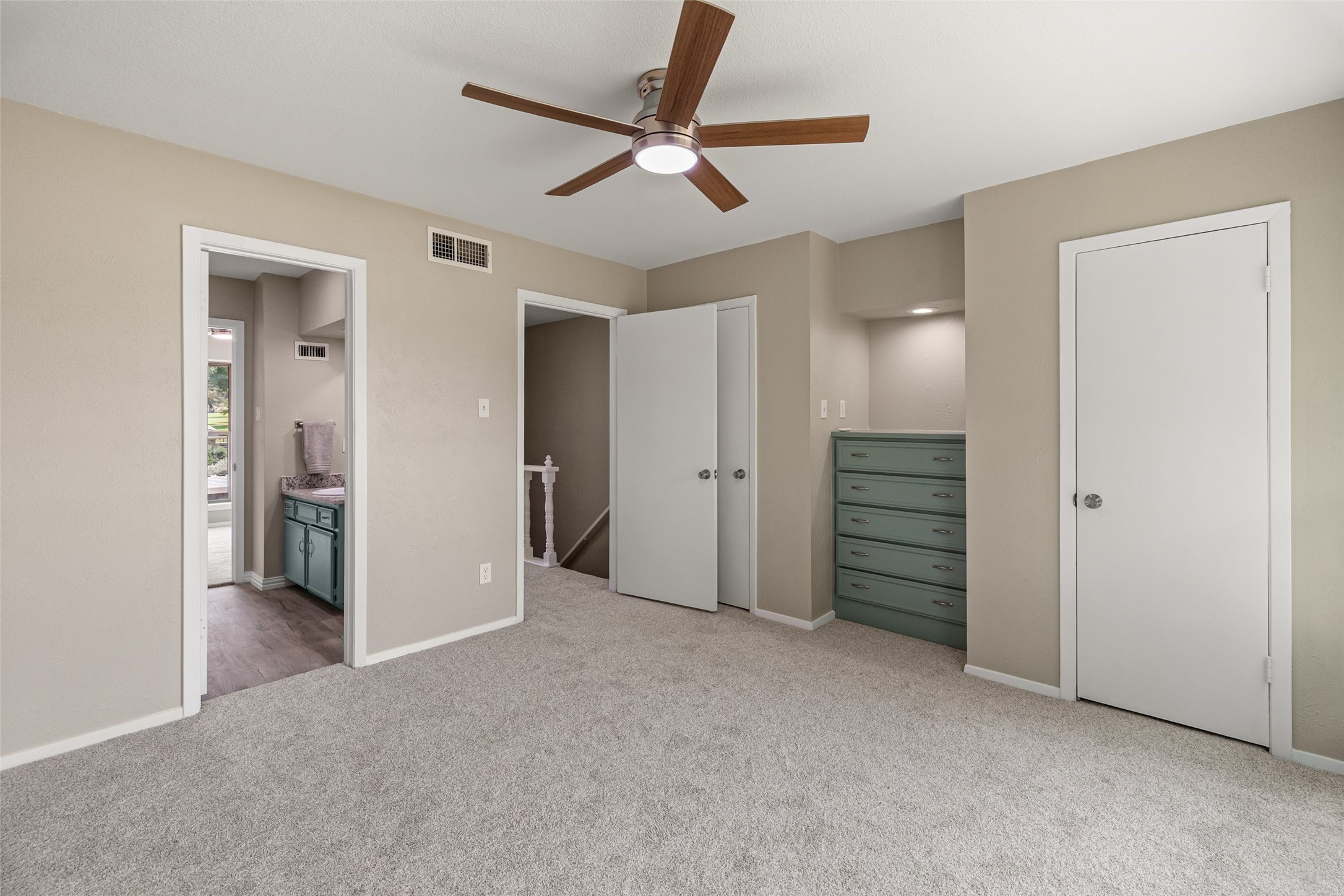 4314 Overlook Court, De Cordova, TX, 76049