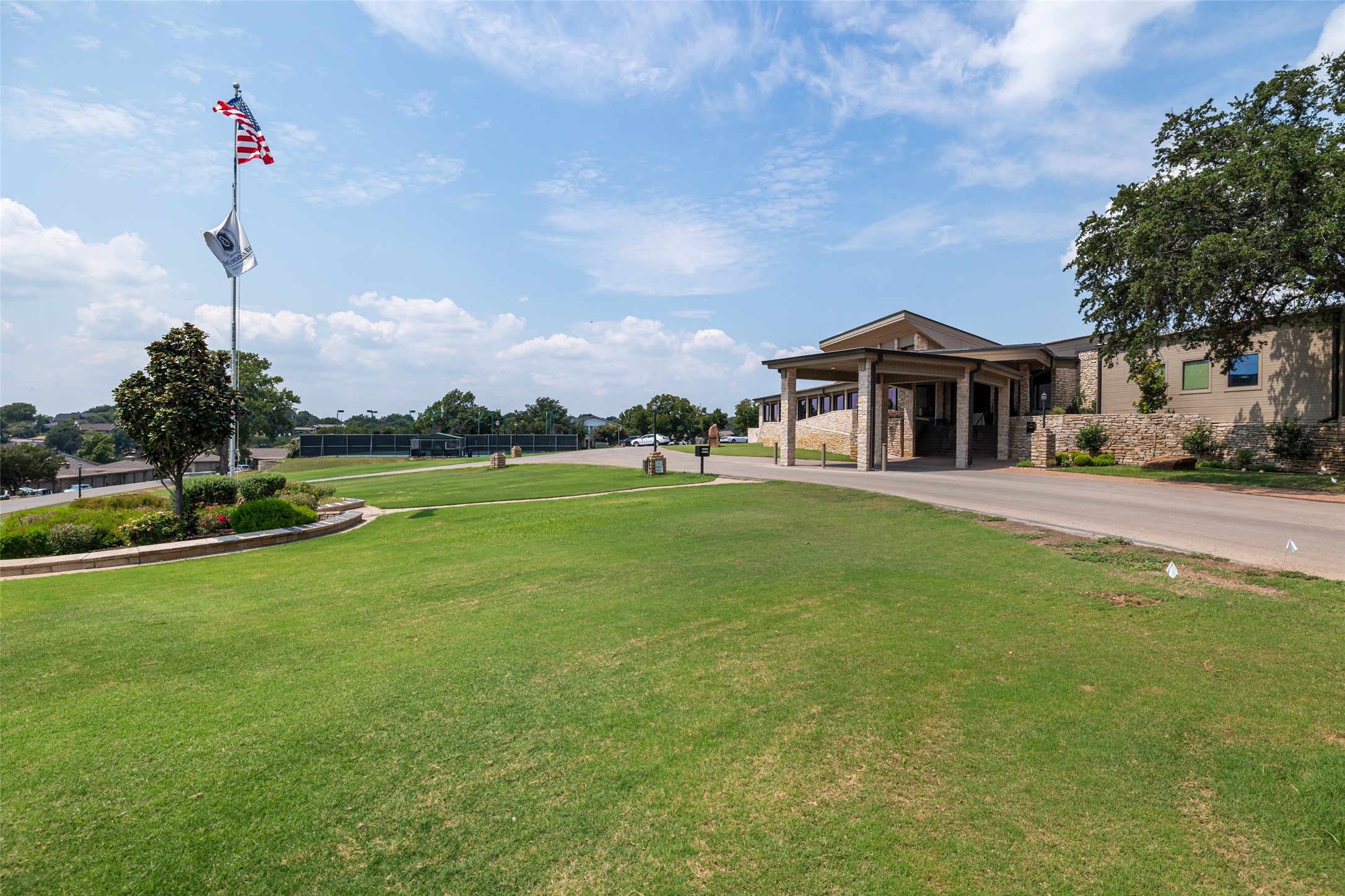 4314 Overlook Court, De Cordova, TX, 76049